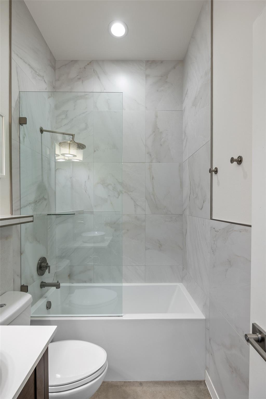 2211 Canterbury St # B, Austin, TX 78702