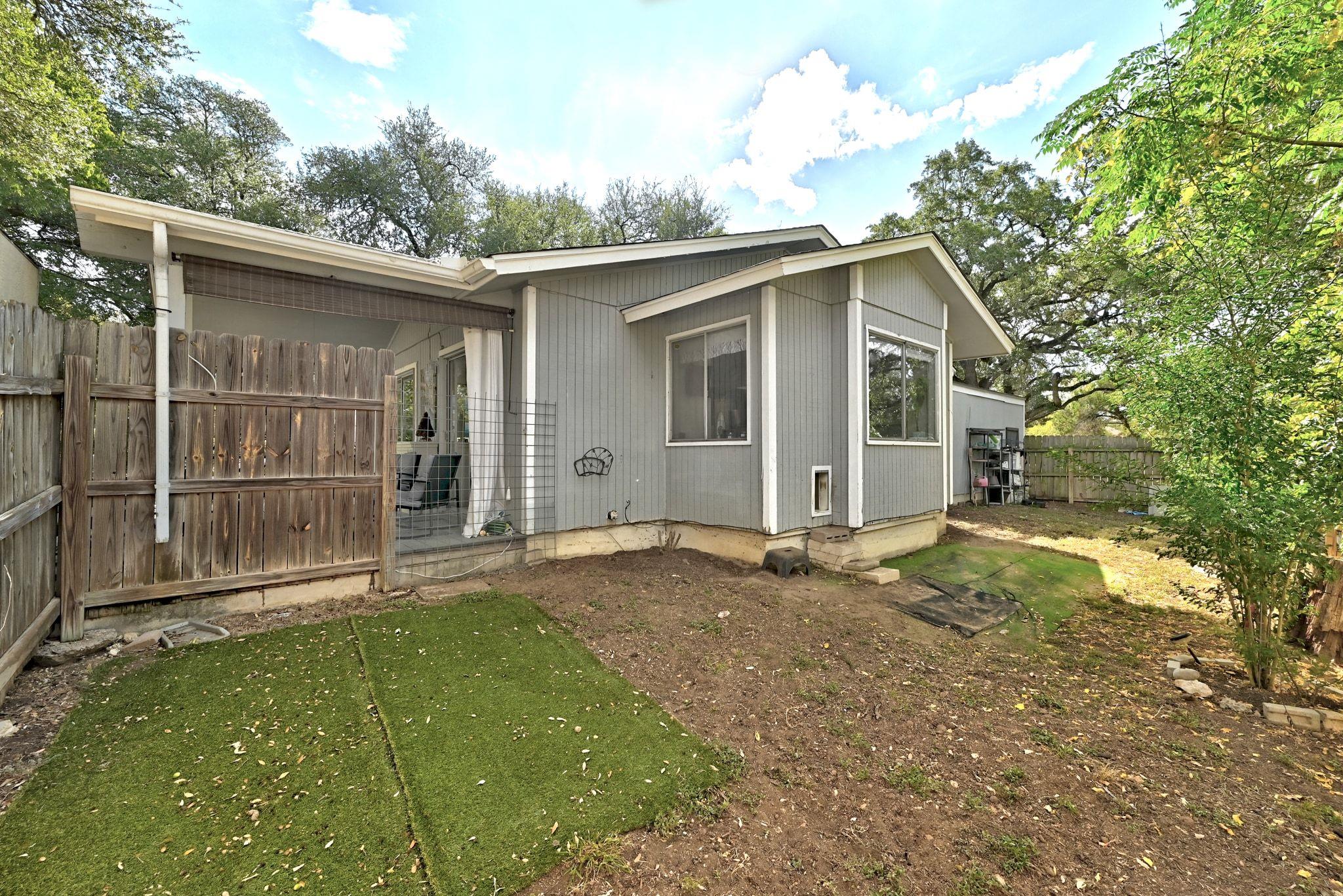 84 Champion Cir, Wimberley, TX 78676