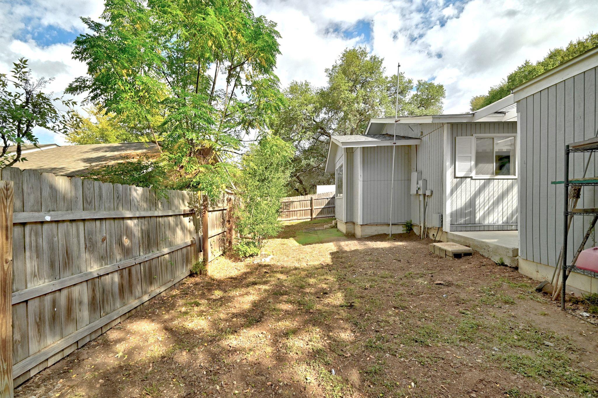 84 Champion Cir, Wimberley, TX 78676