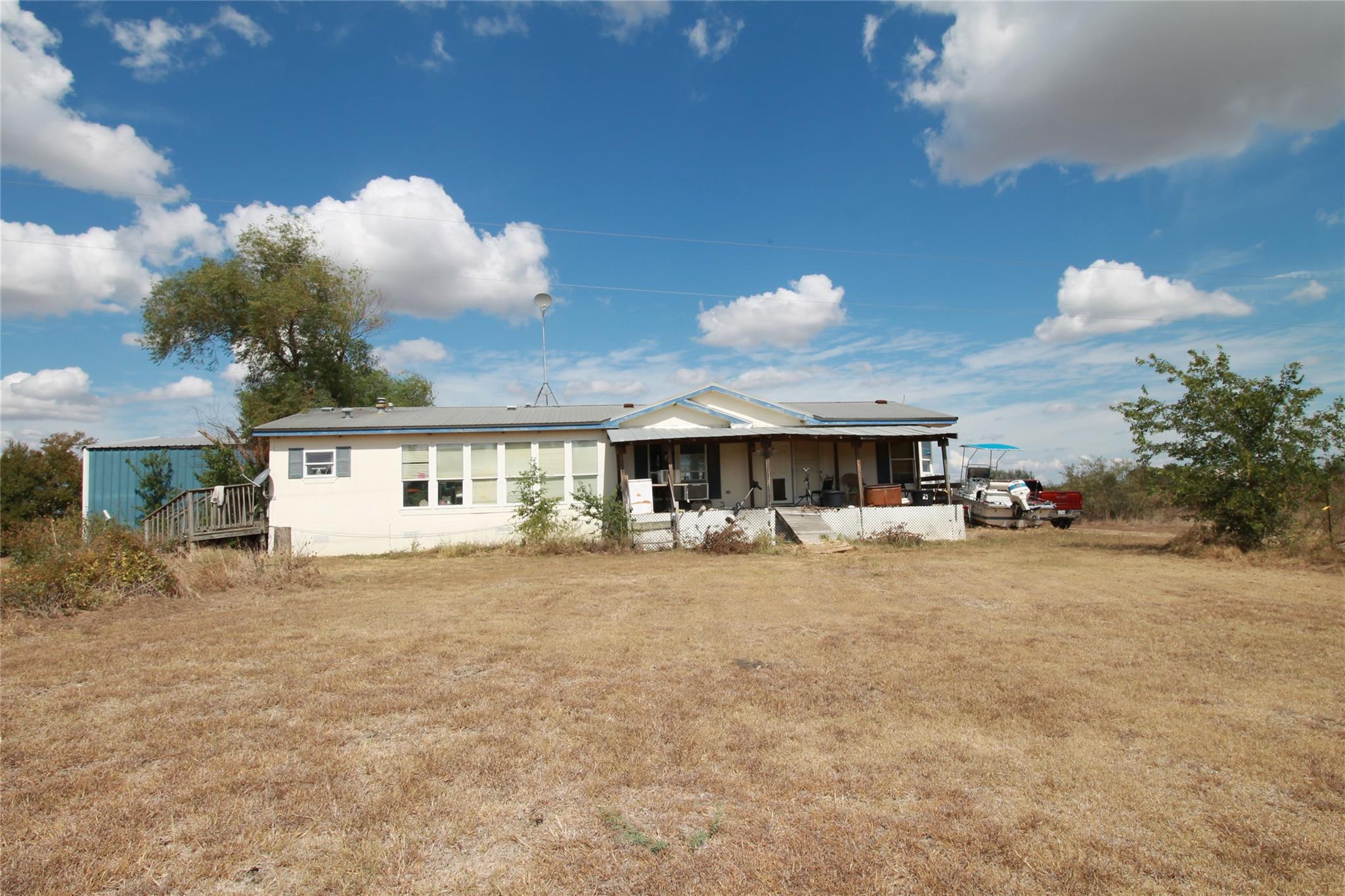 1875 CR 466, Elgin, TX 78621
