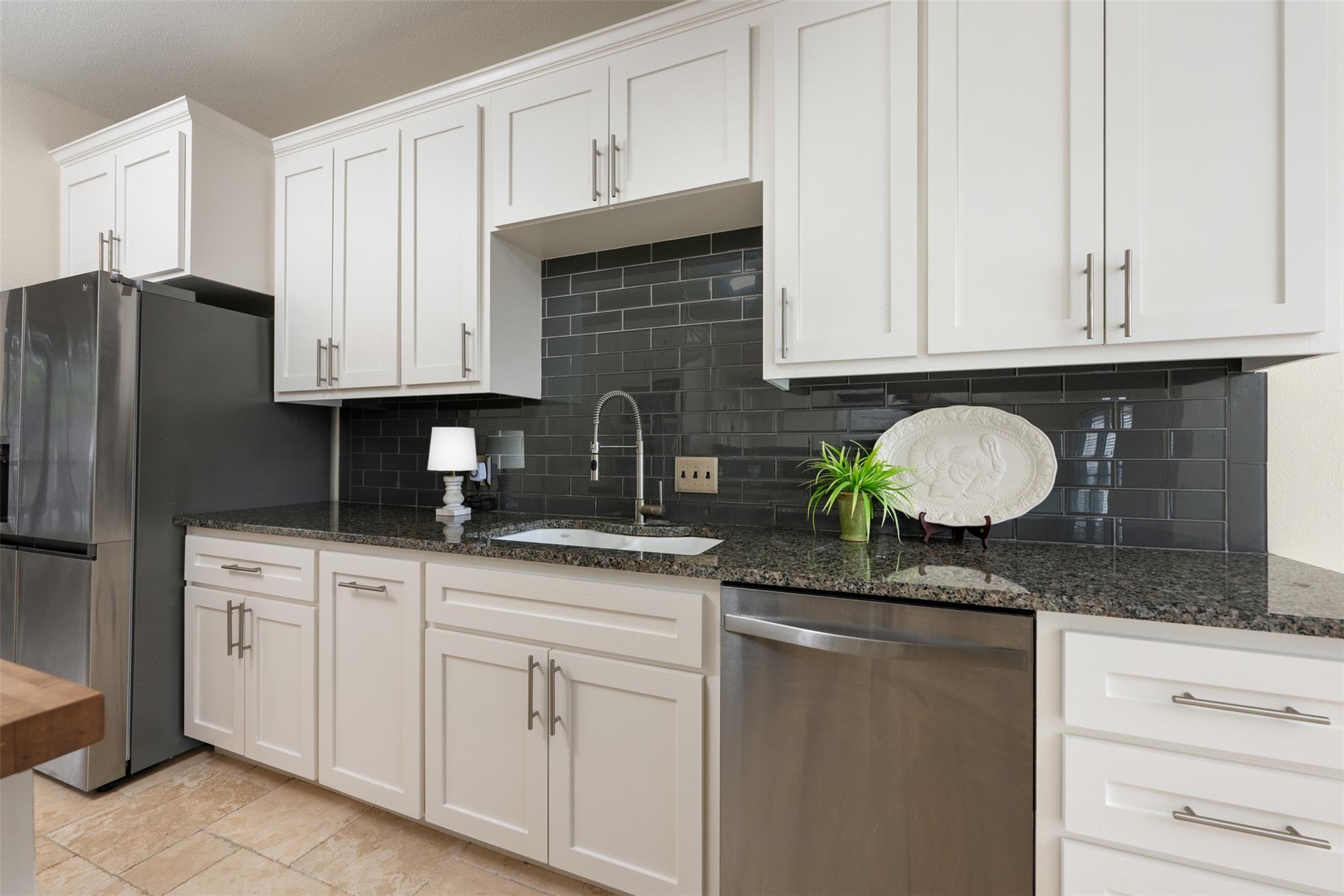 306 Copperleaf Rd, Lakeway, TX 78734