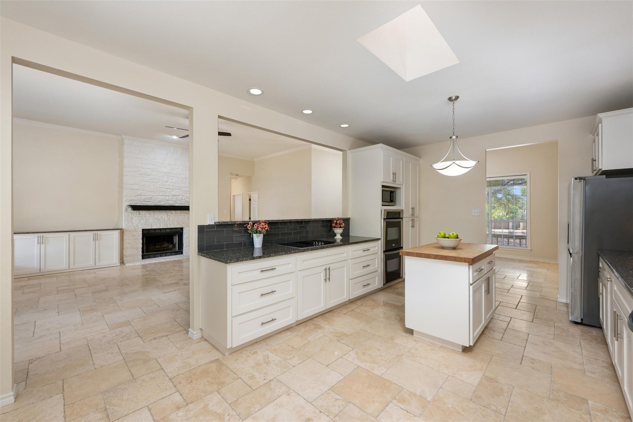 306 Copperleaf Rd, Lakeway, TX 78734