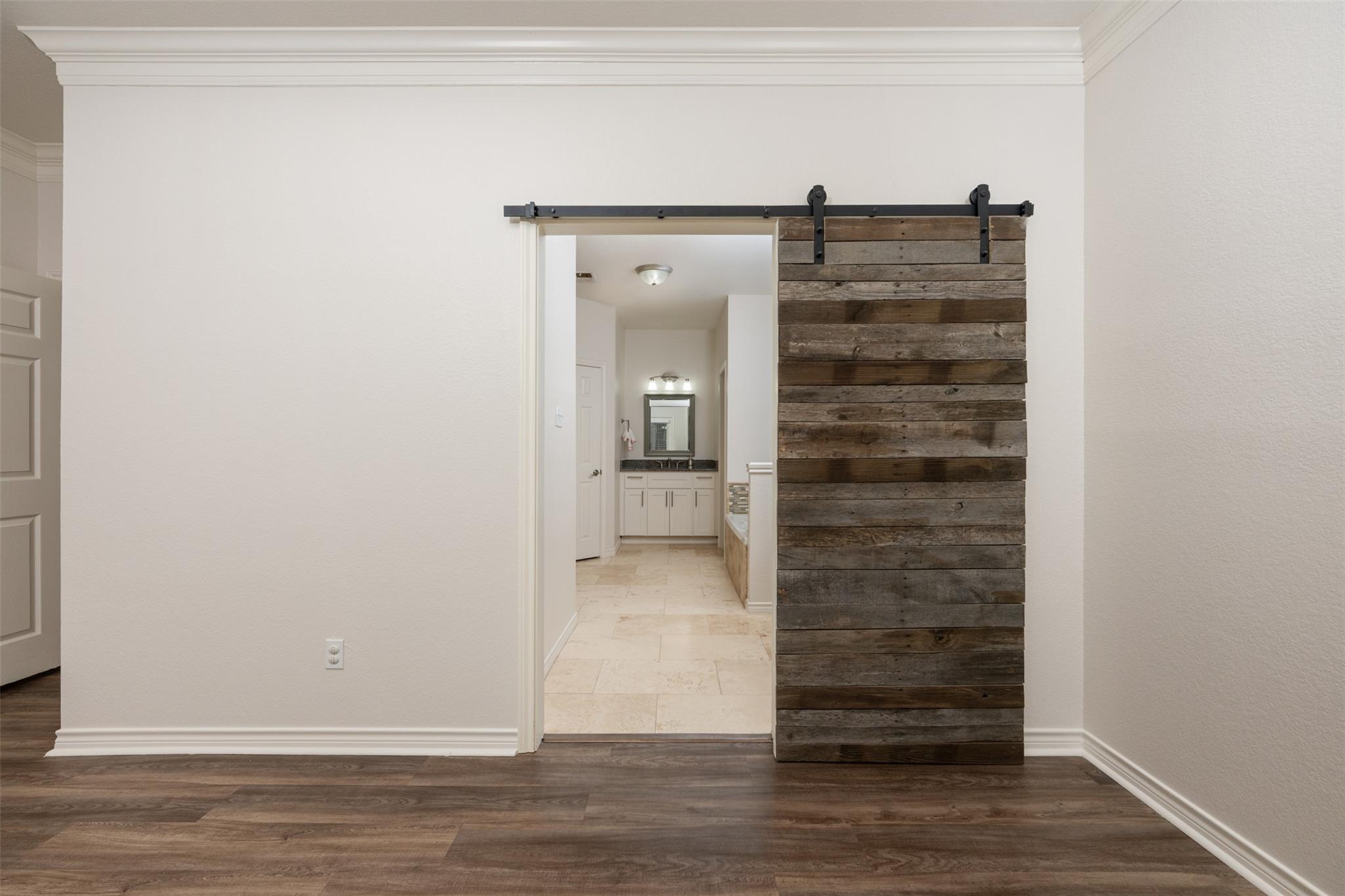 306 Copperleaf Rd, Lakeway, TX 78734