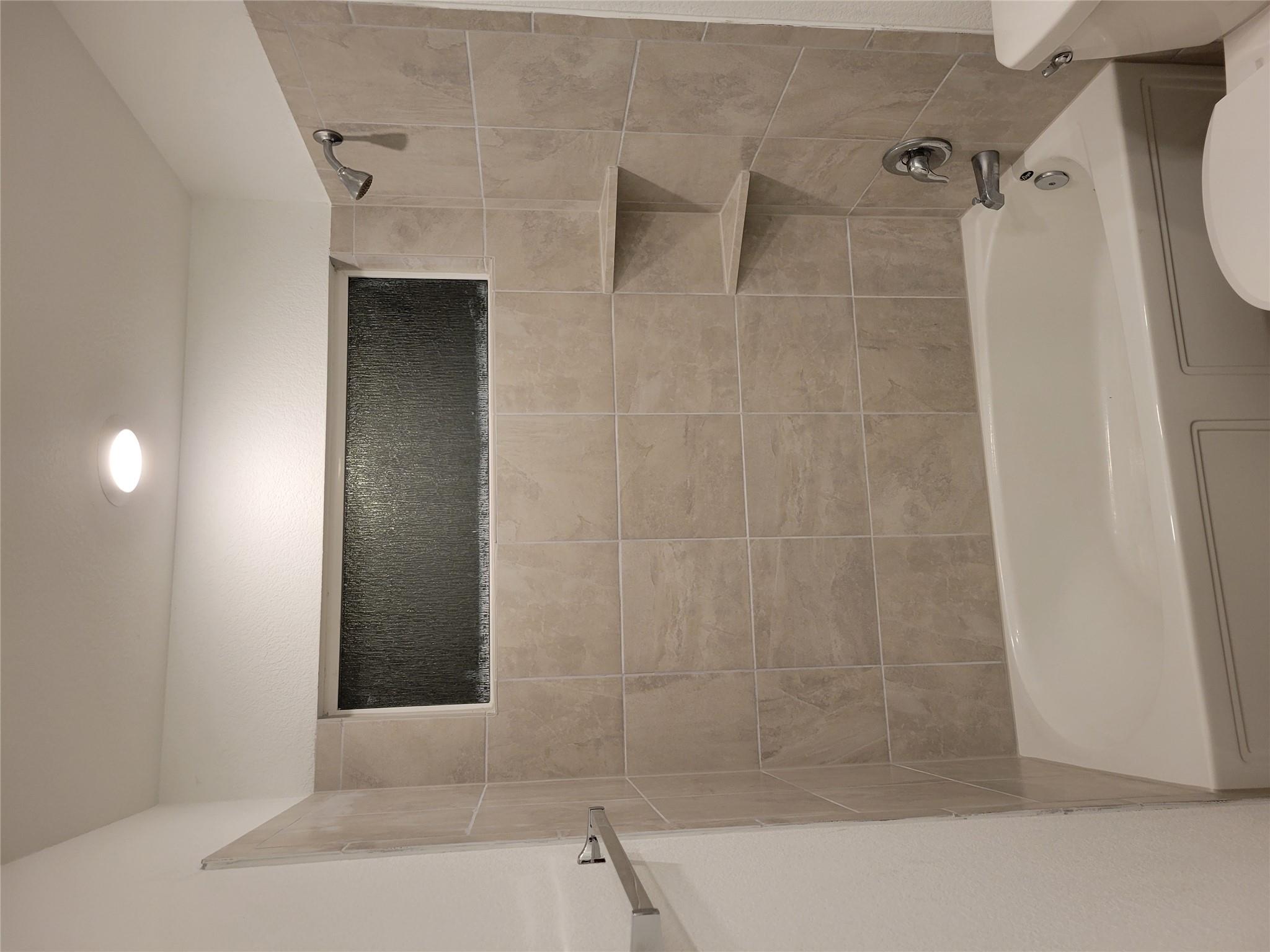 408 BARCELONA, Kyle, TX 78640