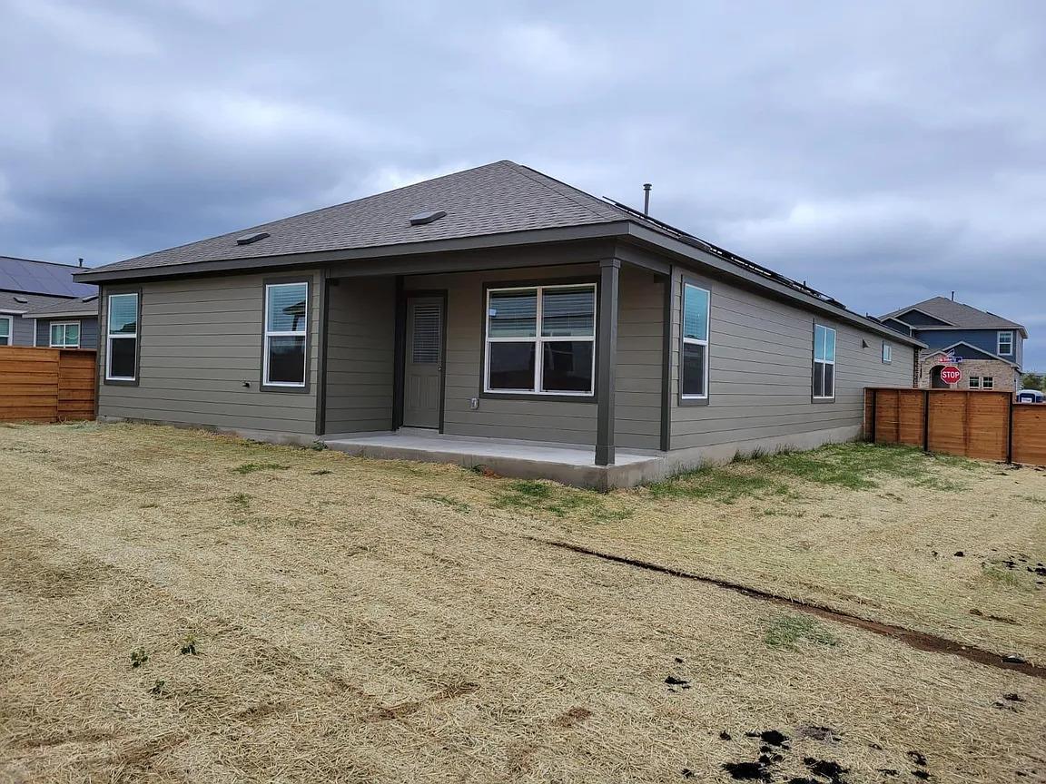 408 BARCELONA, Kyle, TX 78640