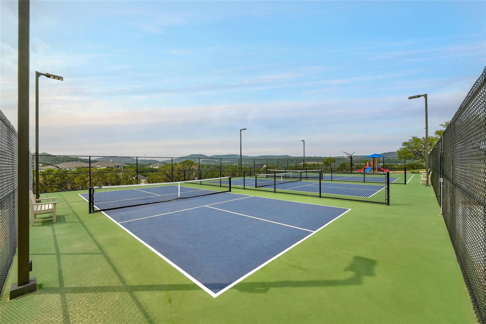 17704 Regatta View Dr, Jonestown, TX 78645