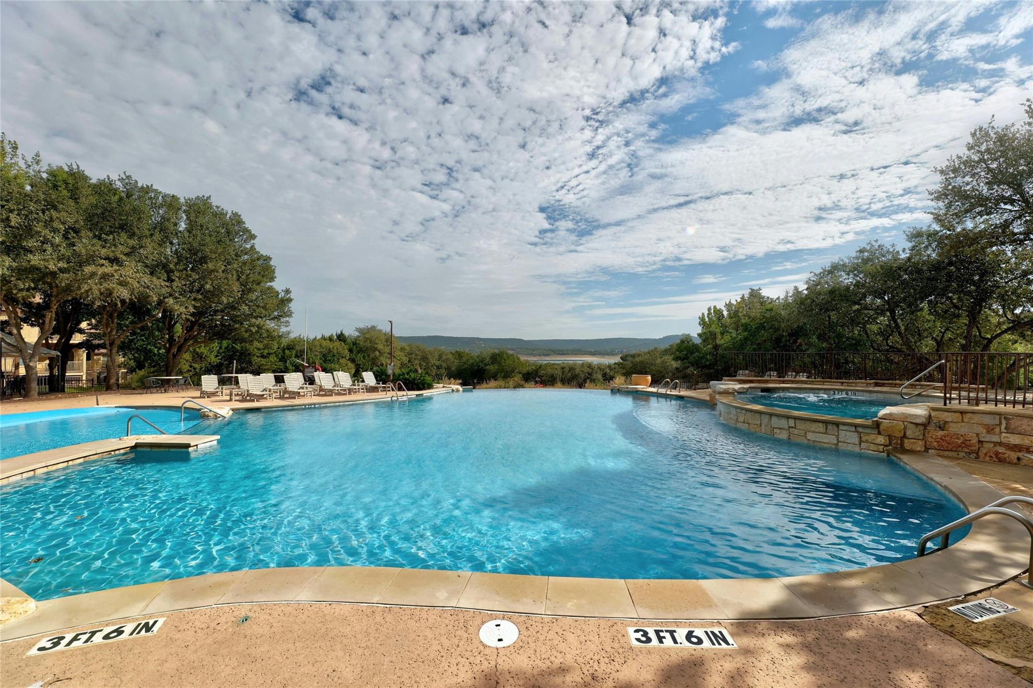 17704 Regatta View Dr, Jonestown, TX 78645