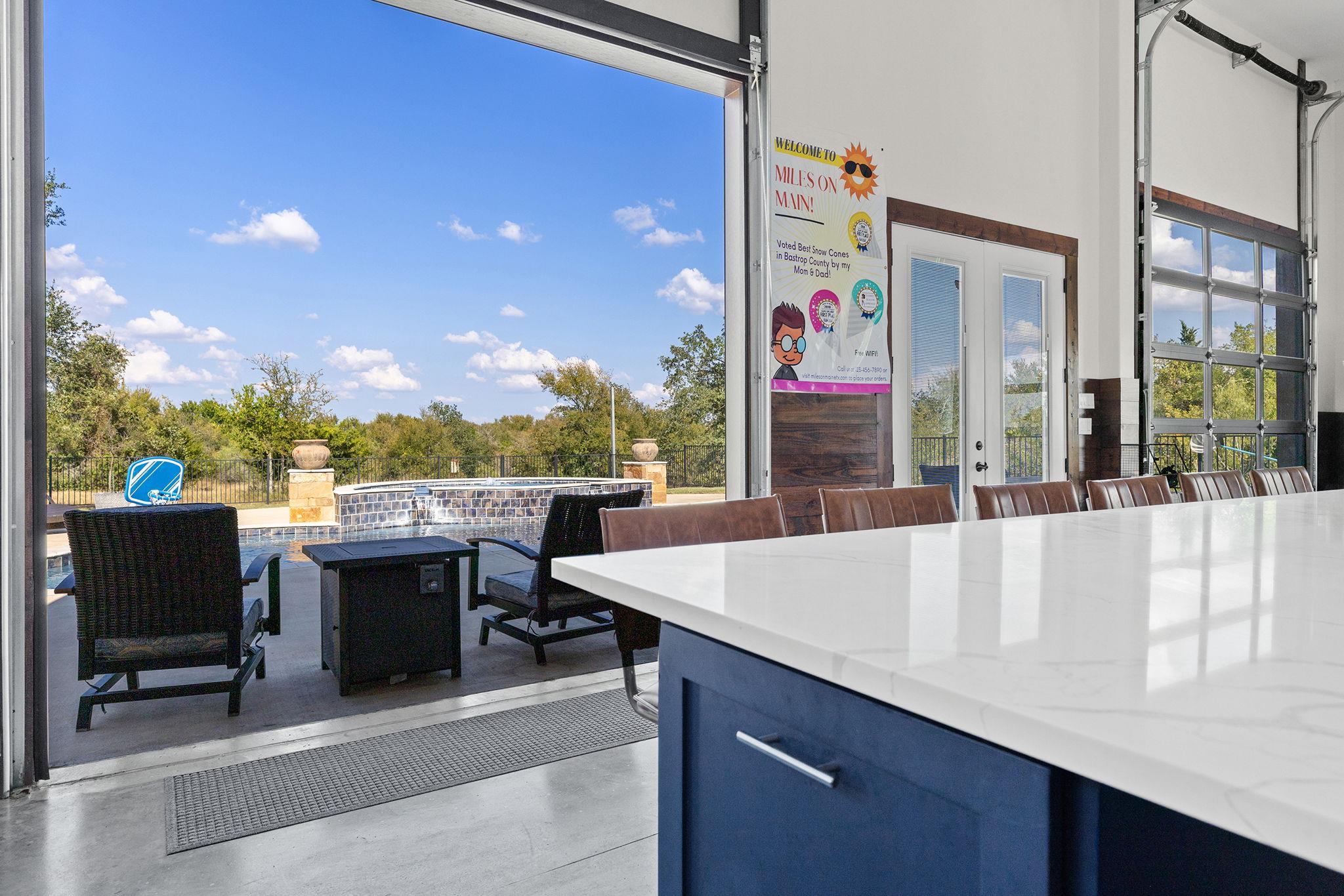 1124 County Road 301, Elgin, TX 78621