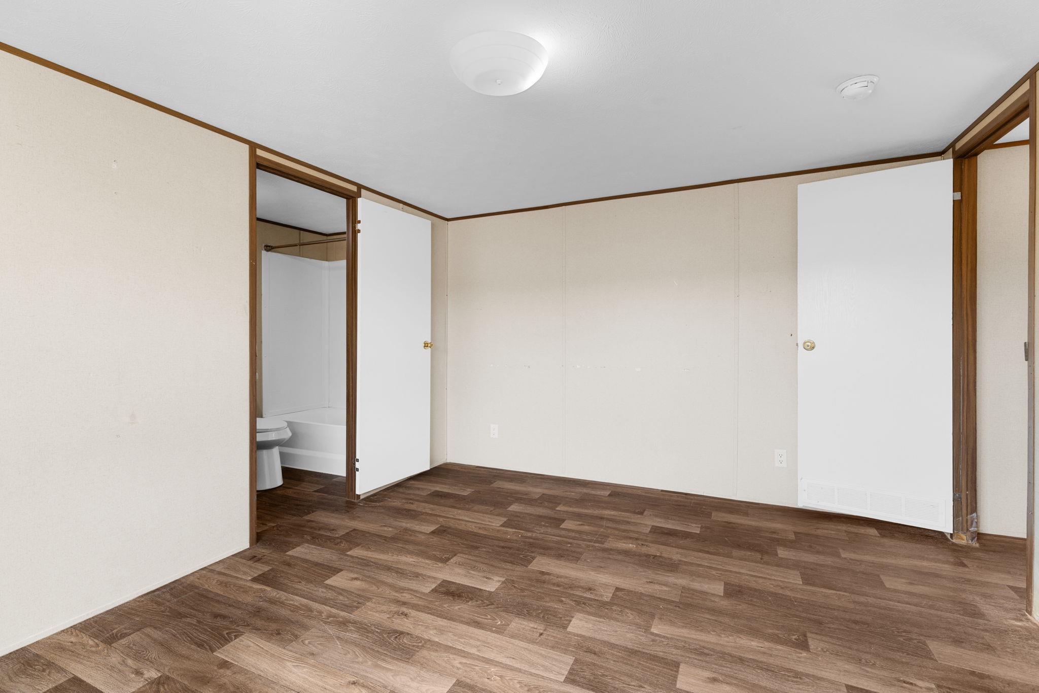 106 Sunflower Fld, Elgin, TX 78621