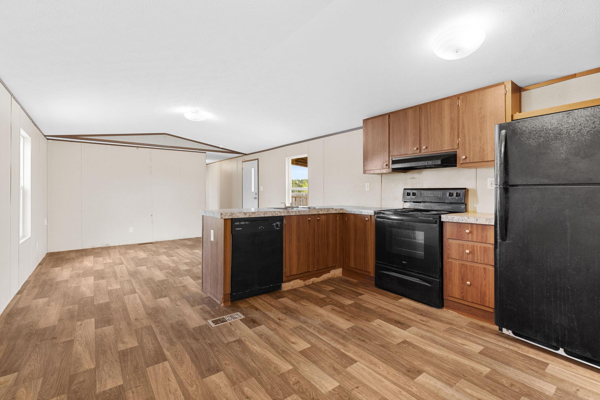 106 Sunflower Fld, Elgin, TX 78621