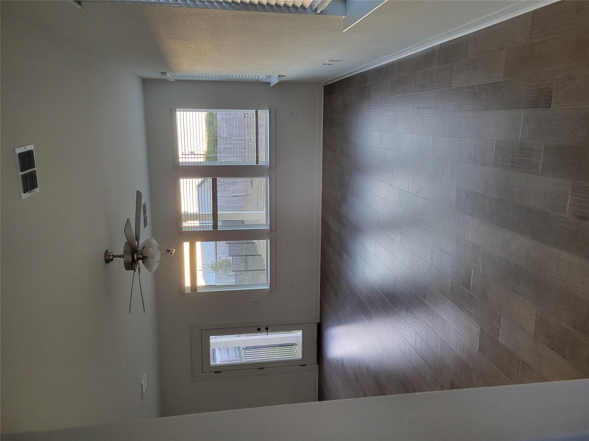 7412 Sparkling Light Dr # B, Del Valle, TX 78617