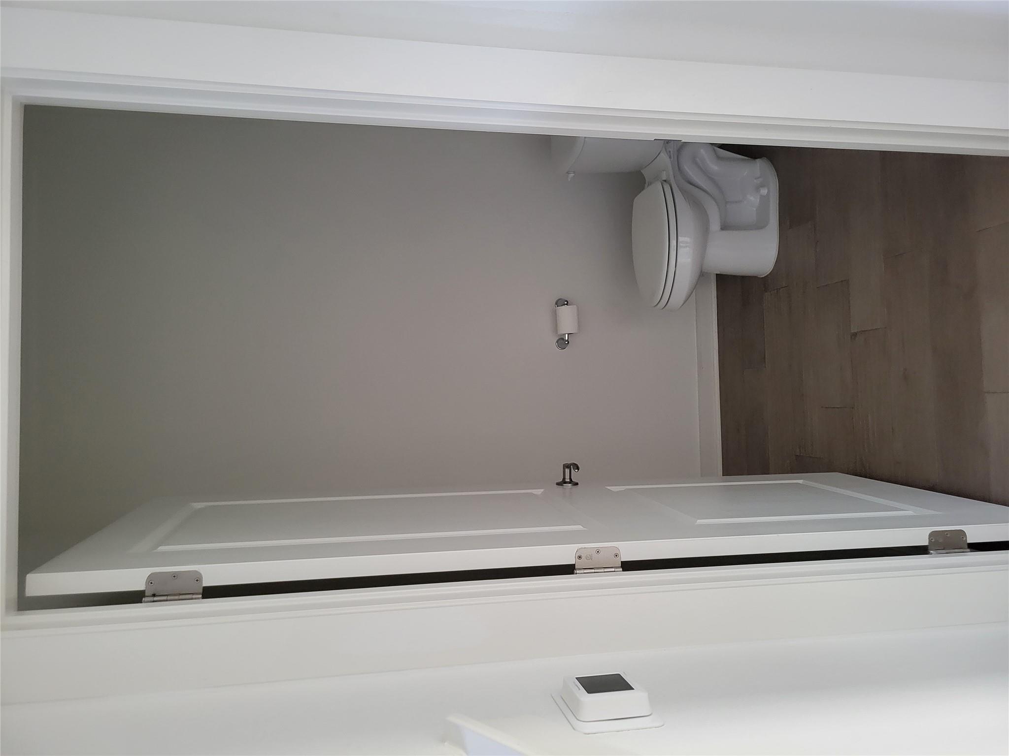 7412 Sparkling Light Dr # B, Del Valle, TX 78617