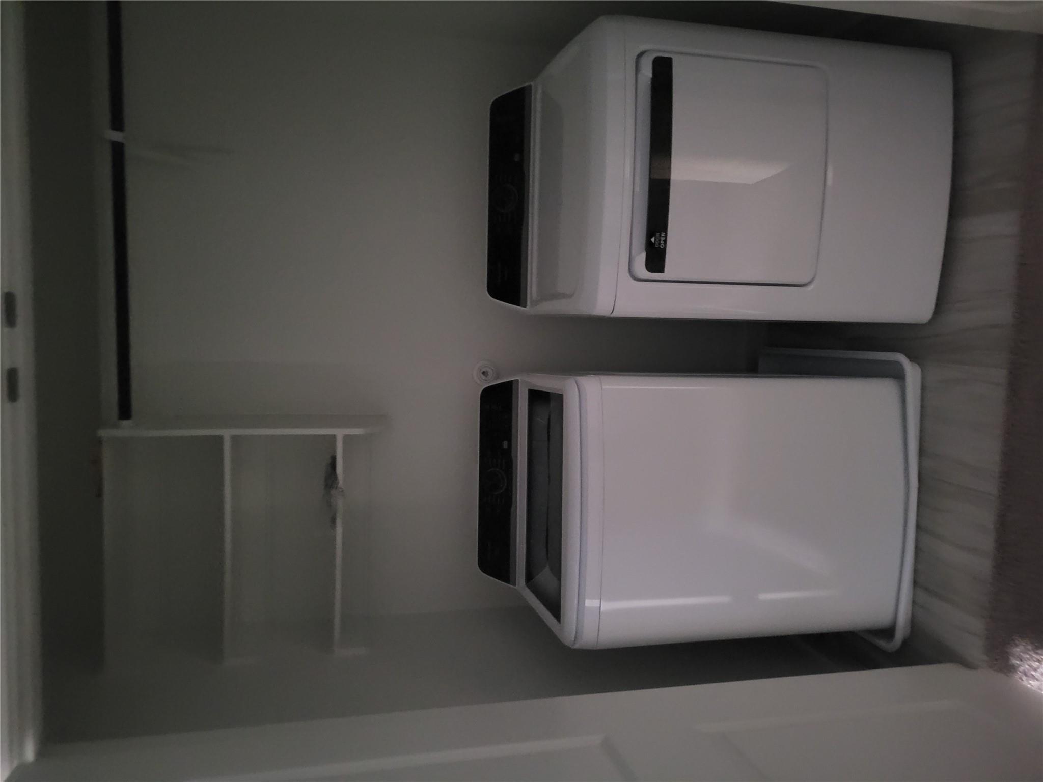 7412 Sparkling Light Dr # B, Del Valle, TX 78617