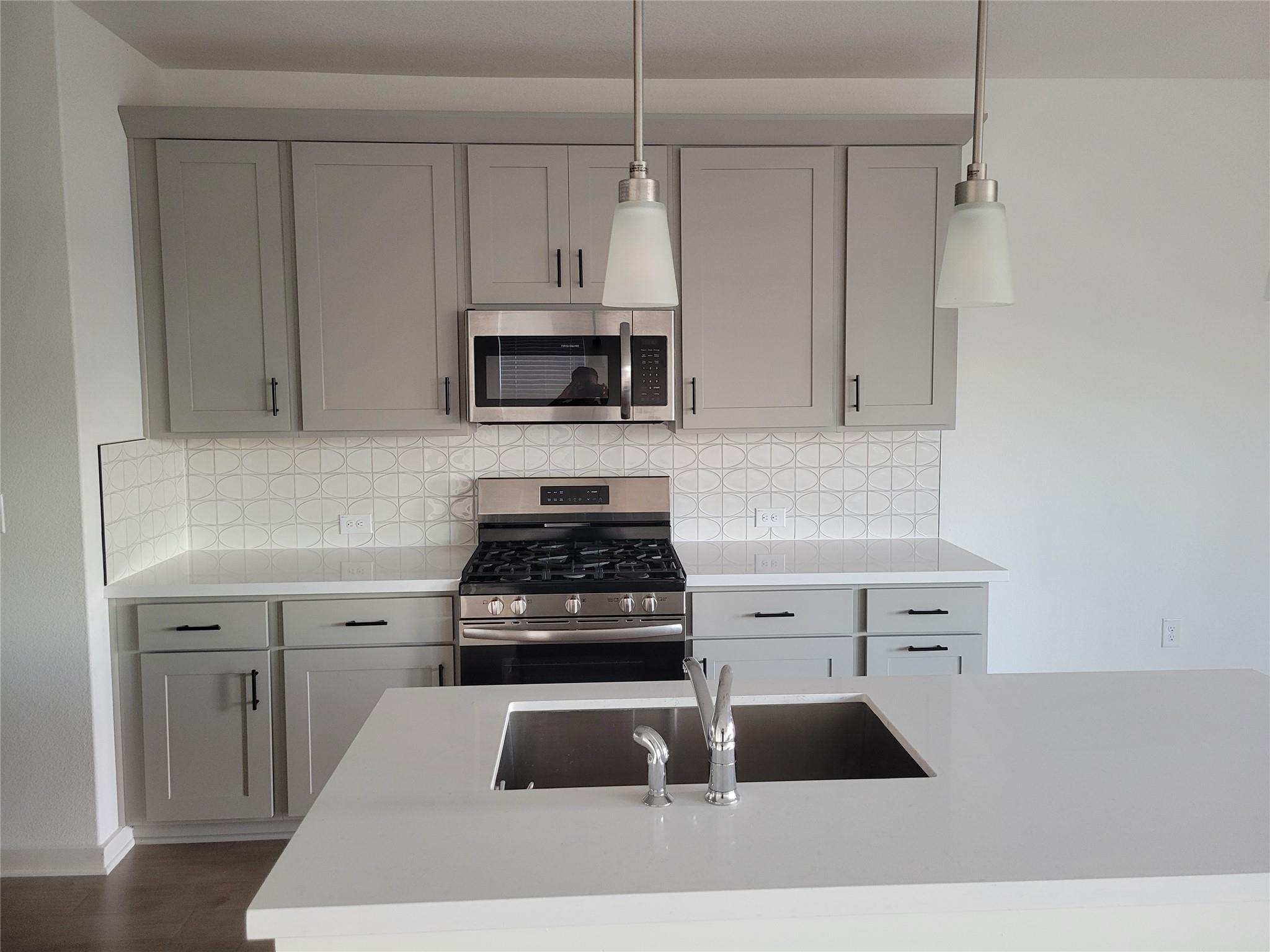 7412 Sparkling Light Dr # B, Del Valle, TX 78617