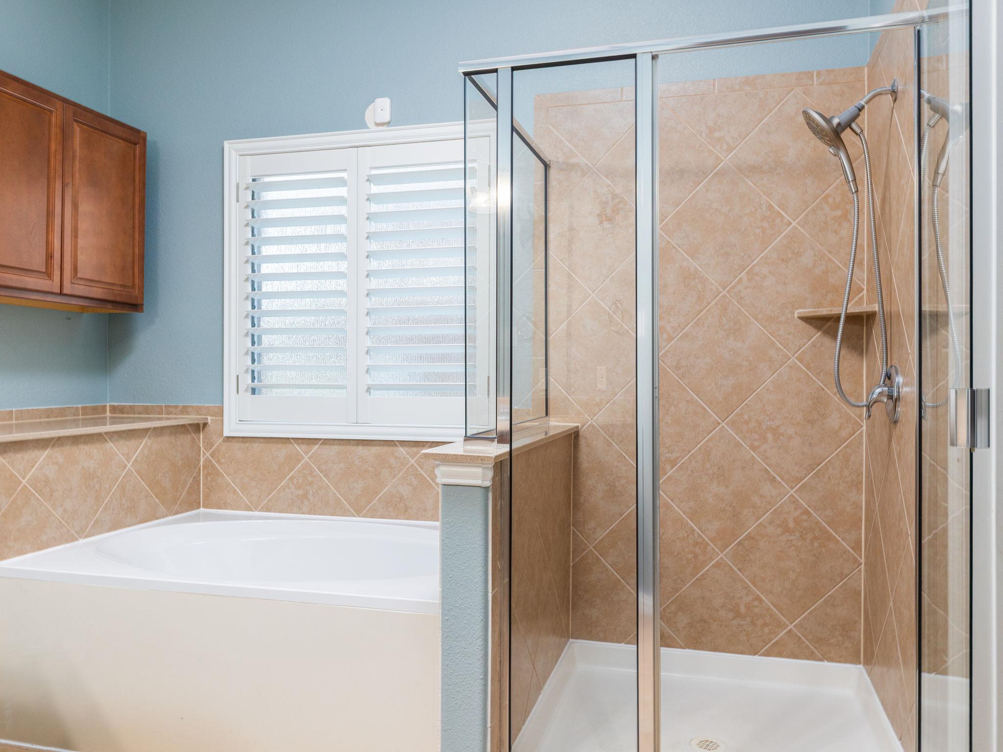 1005 Matheson Dr, Leander, TX 78628