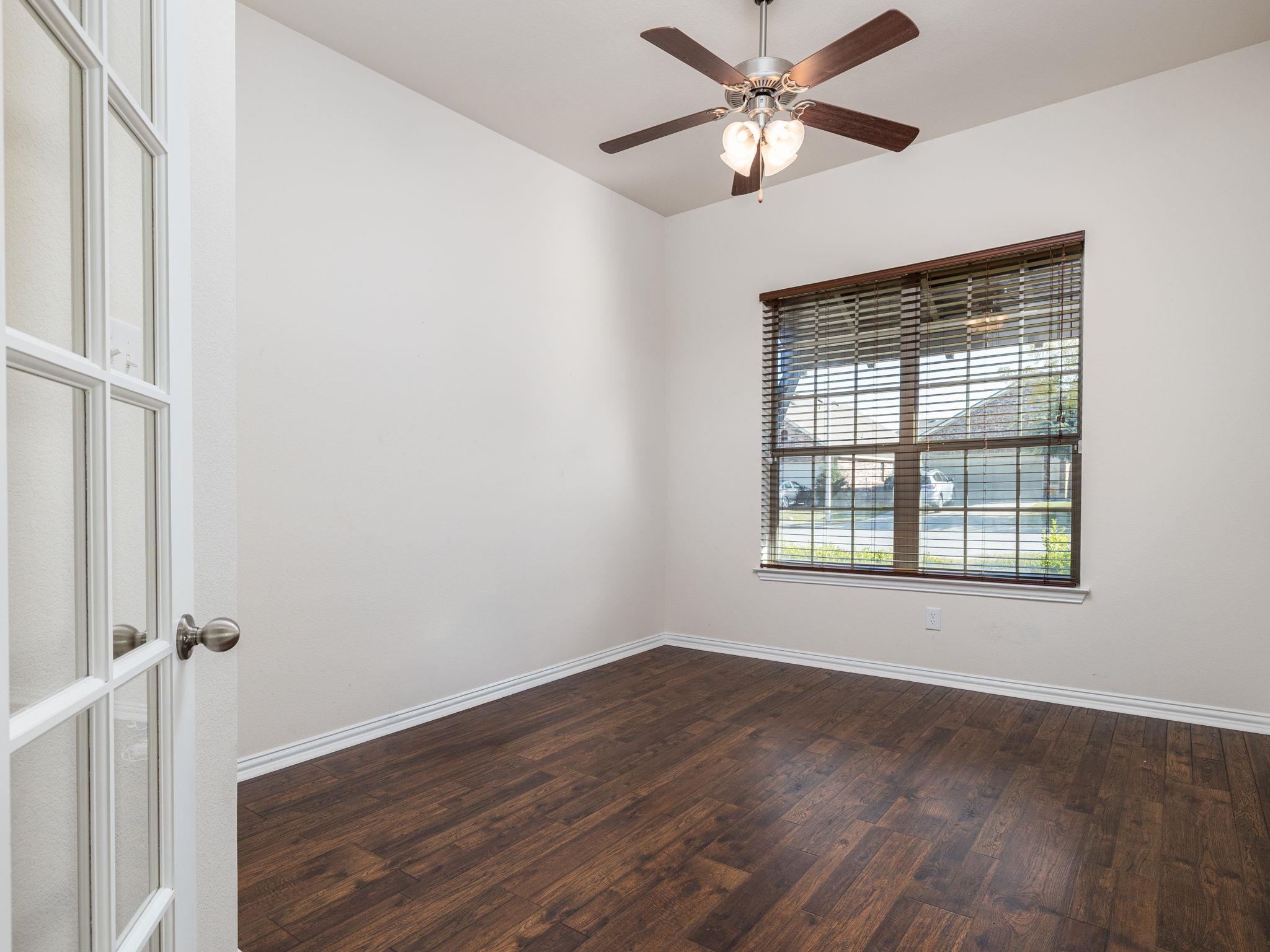 1005 Matheson Dr, Leander, TX 78628