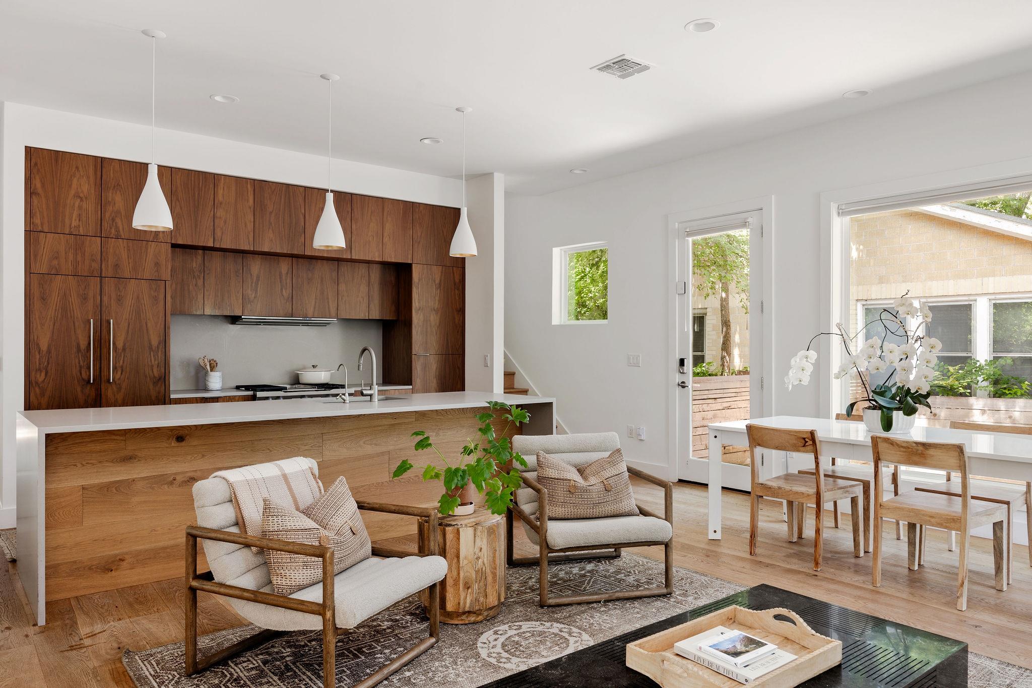 2211 Canterbury St # A, Austin, TX 78702