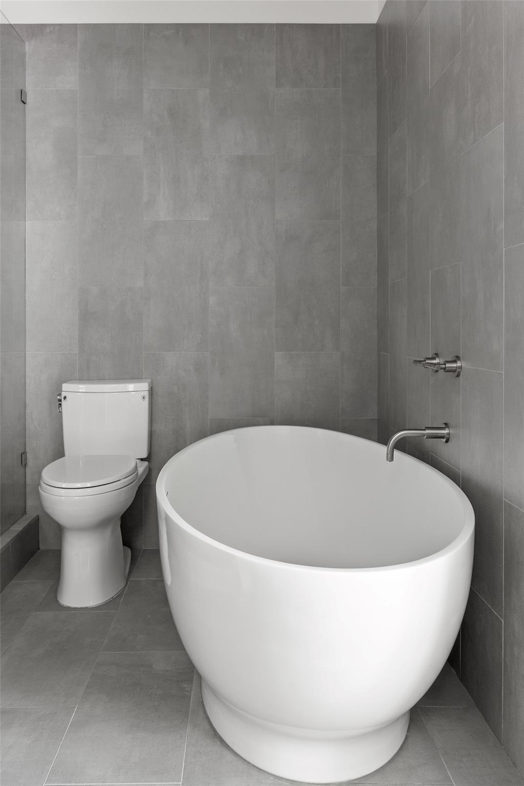 2211 Canterbury St # A, Austin, TX 78702