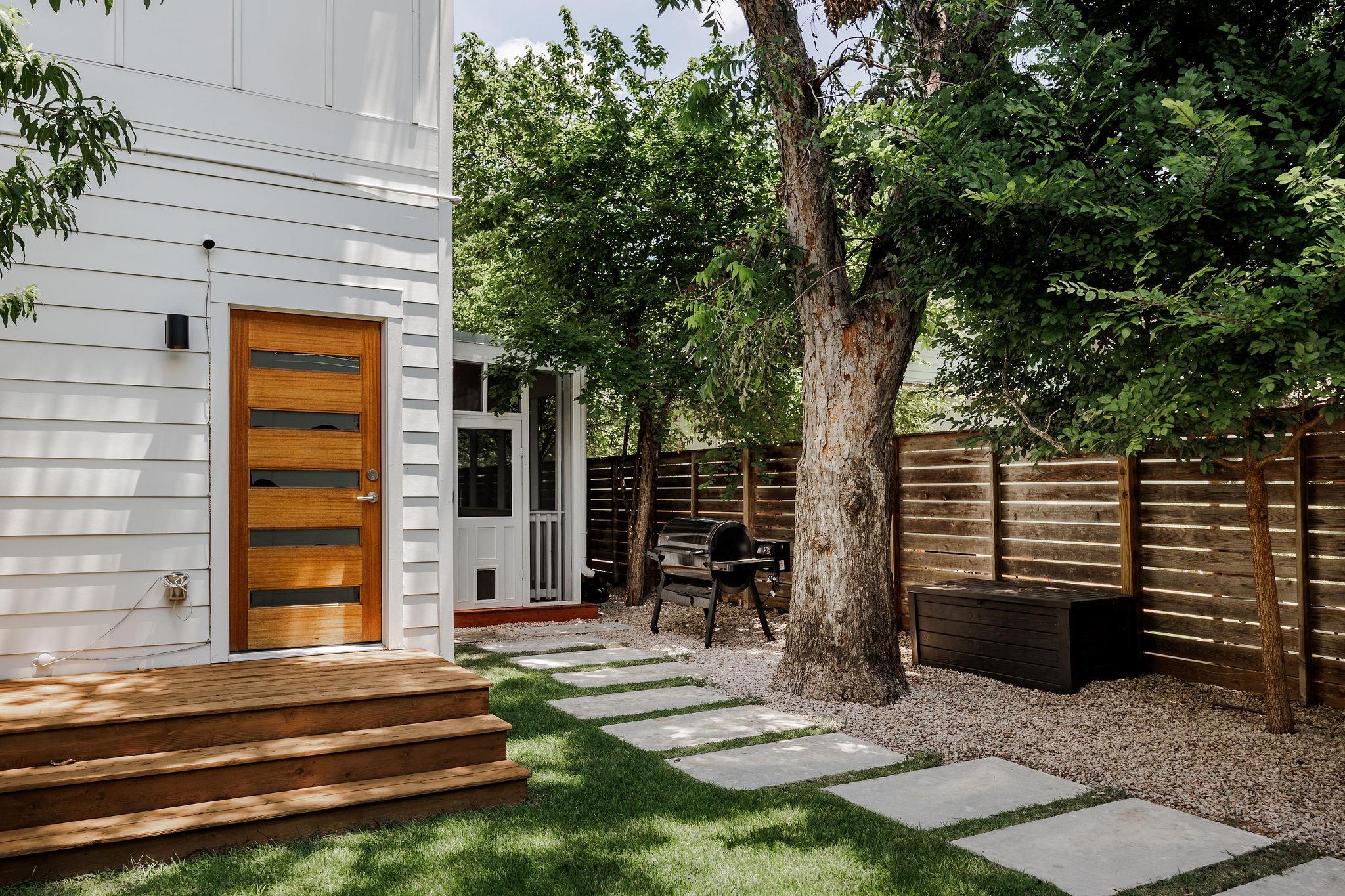 2211 Canterbury St # A, Austin, TX 78702