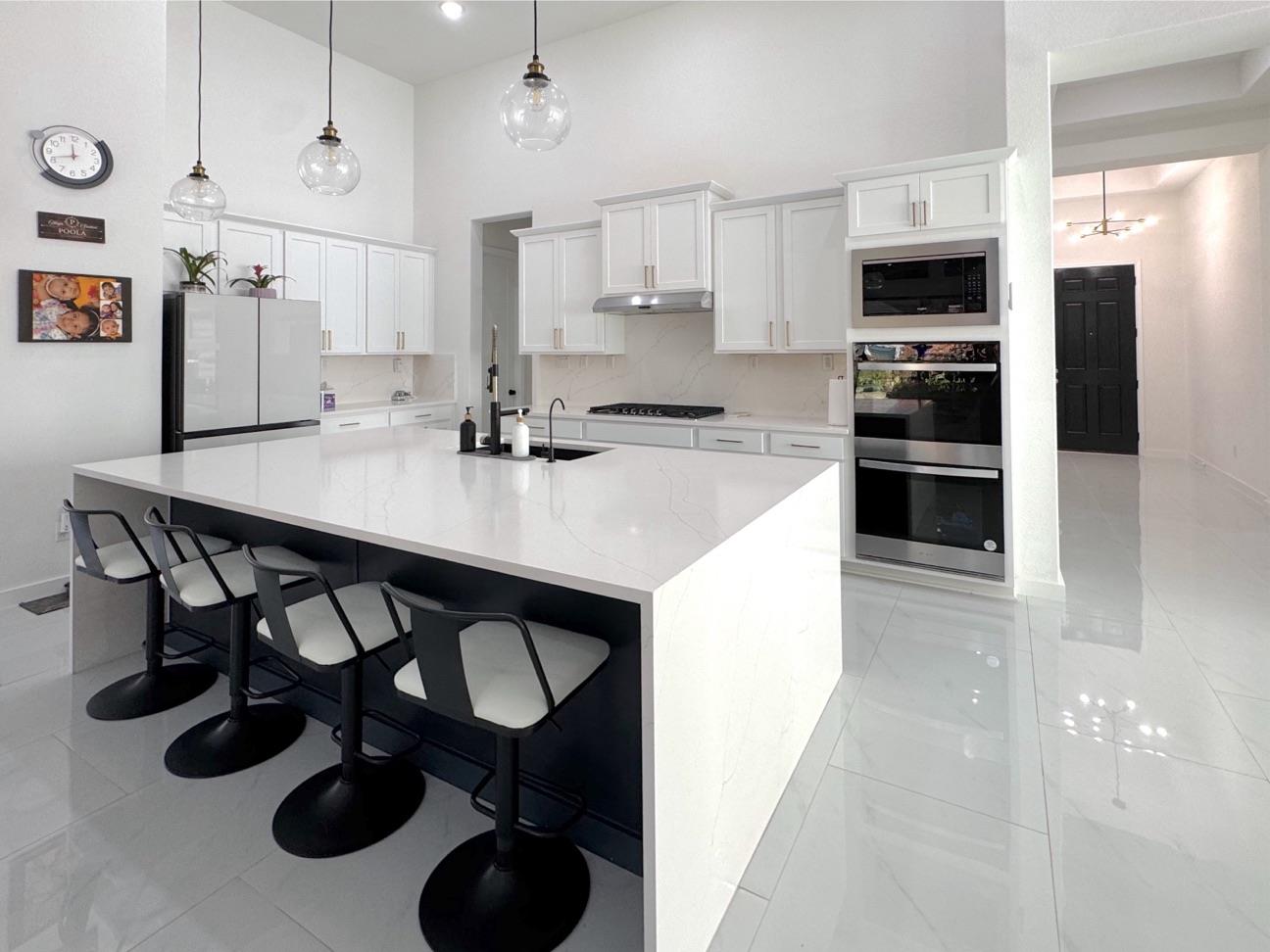 213 Camille St, Leander, TX 78641