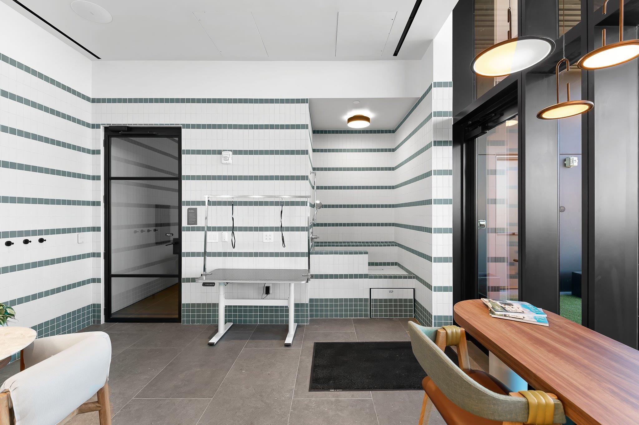 610 Davis St # 2908, Austin, TX 78701