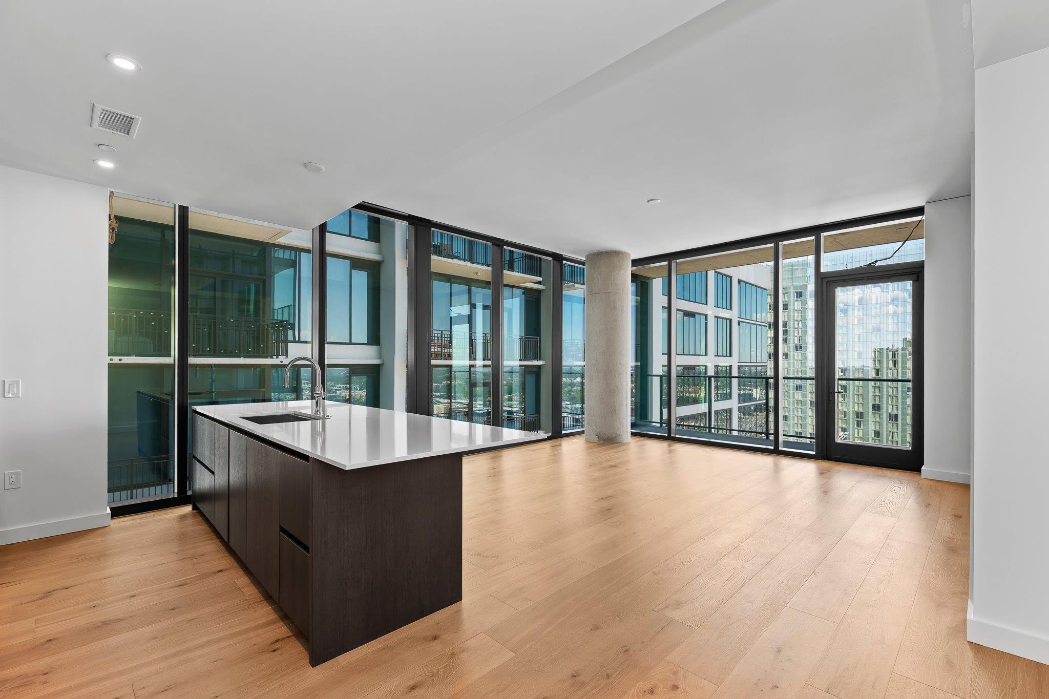 610 Davis St # 2908, Austin, TX 78701