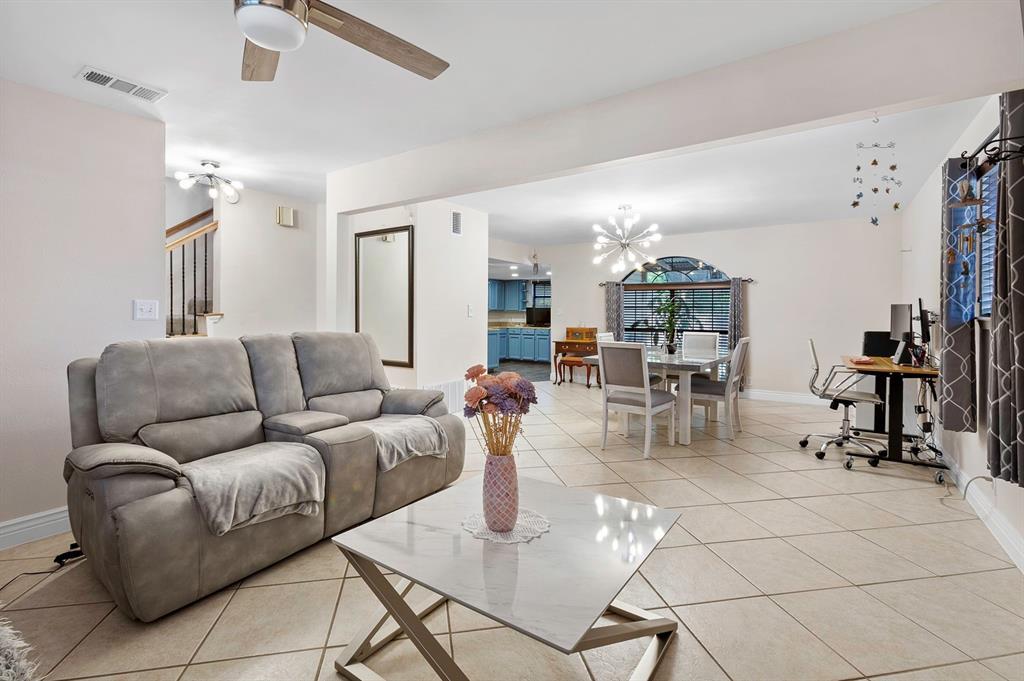 512 Bramble Dr, Austin, TX 78745