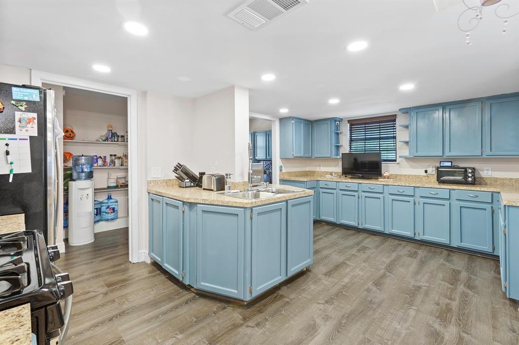 512 Bramble Dr, Austin, TX 78745