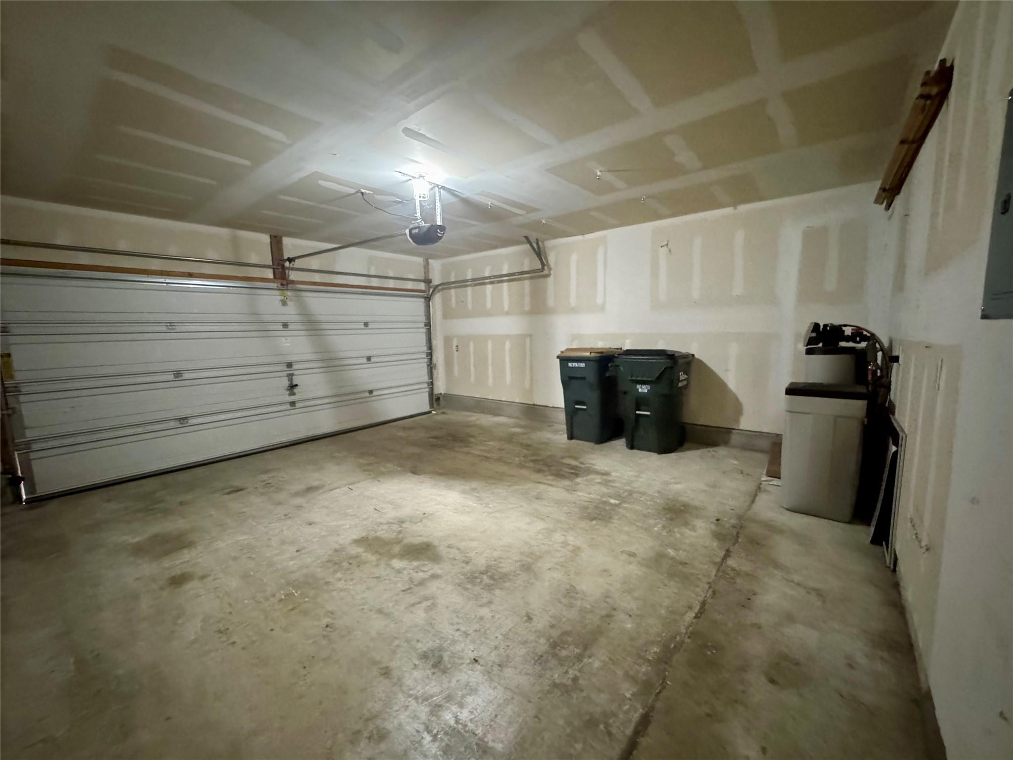 291 Gina Dr, Kyle, TX 78640