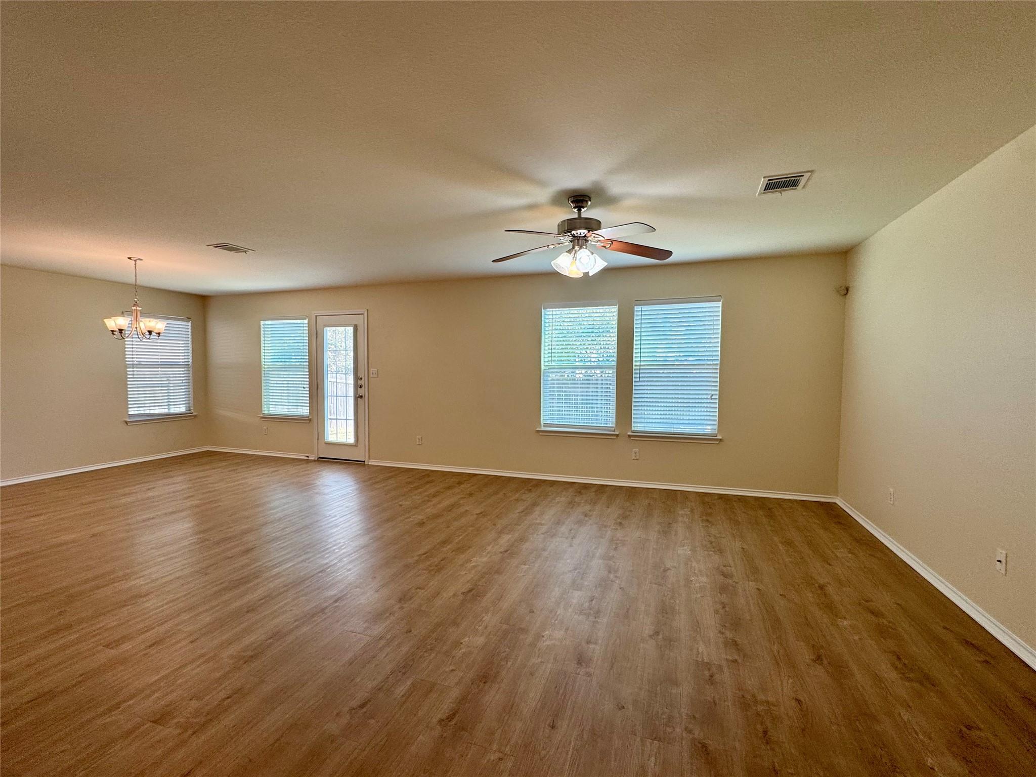 291 Gina Dr, Kyle, TX 78640