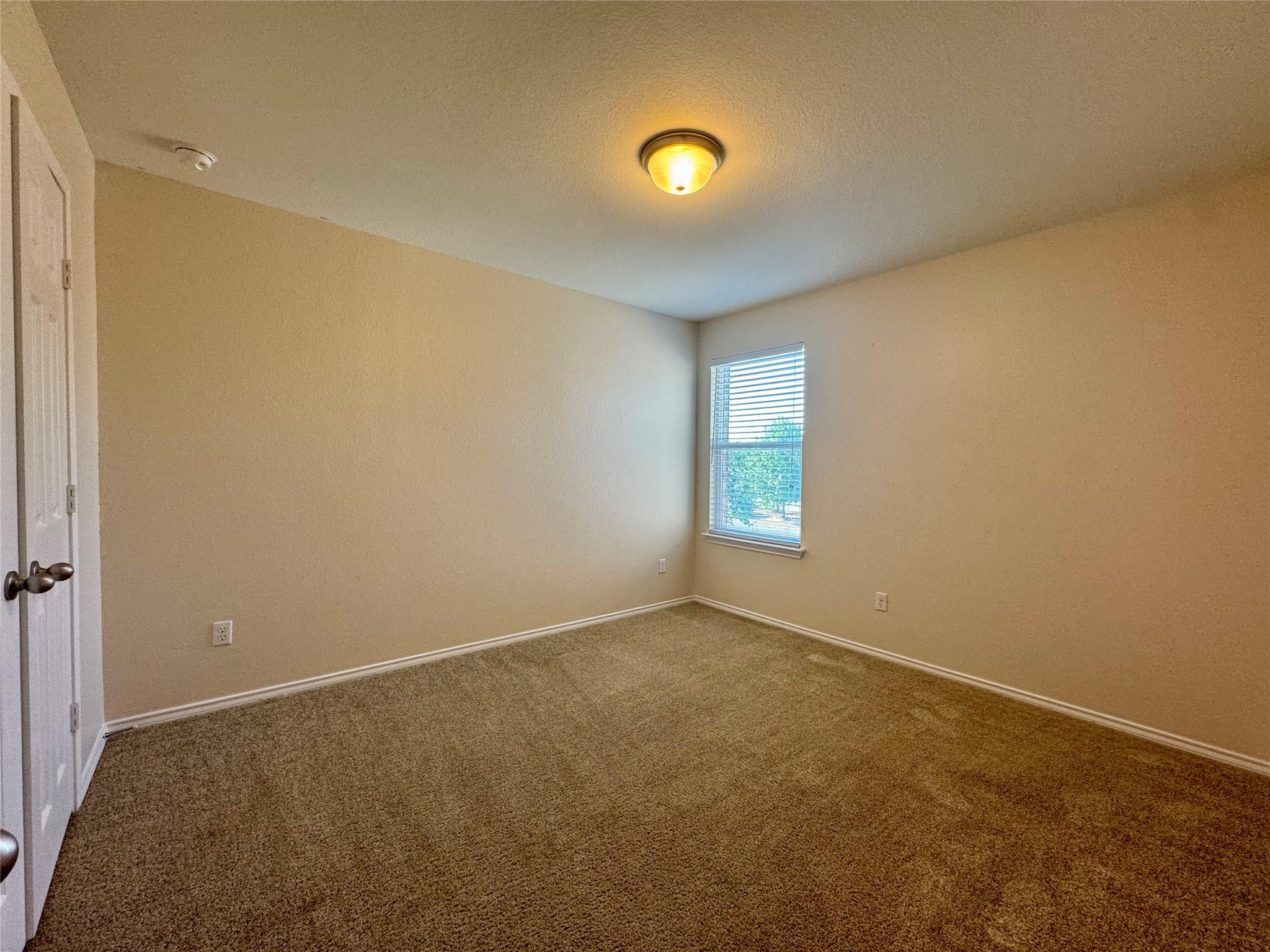 291 Gina Dr, Kyle, TX 78640