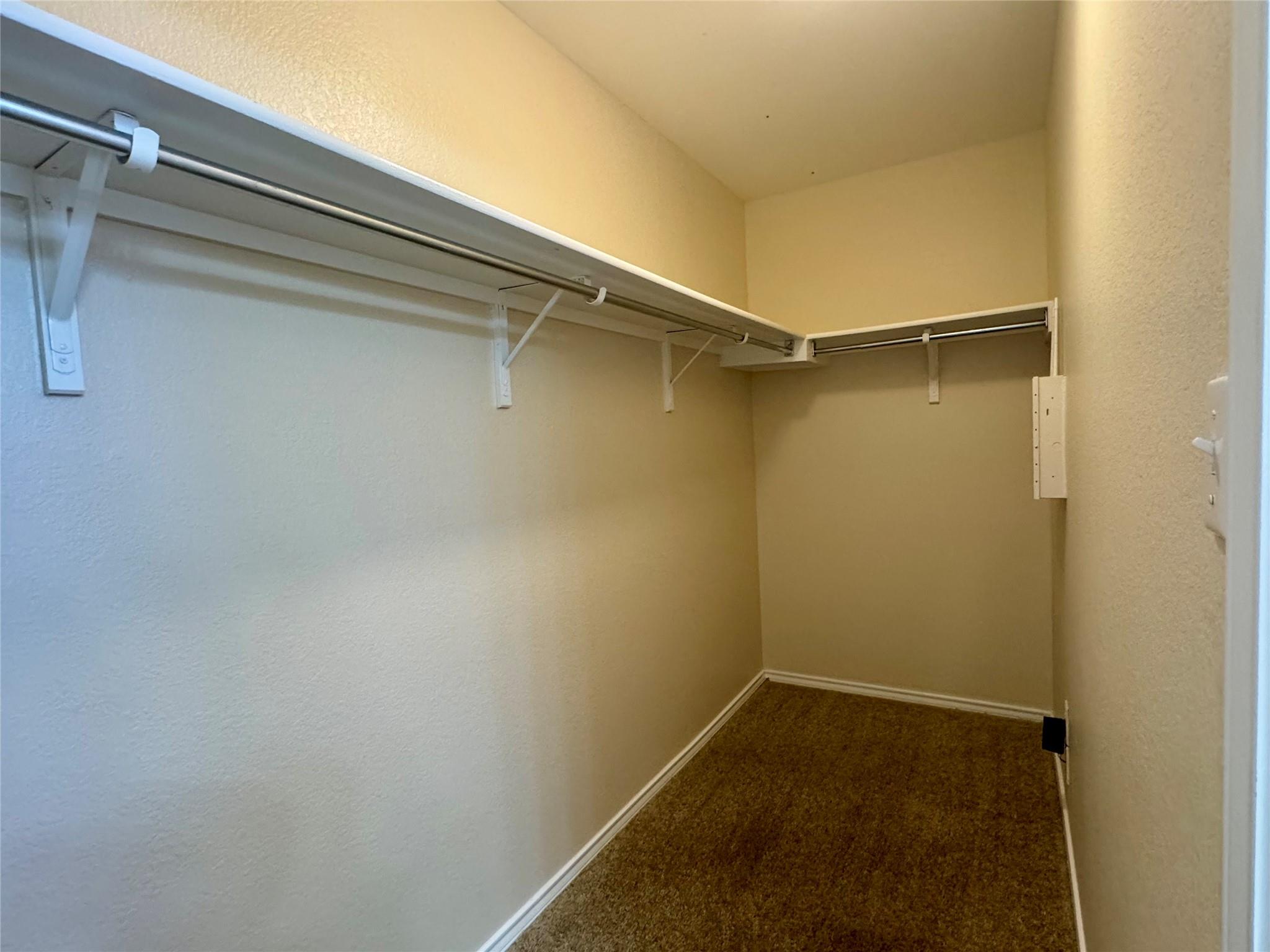 291 Gina Dr, Kyle, TX 78640