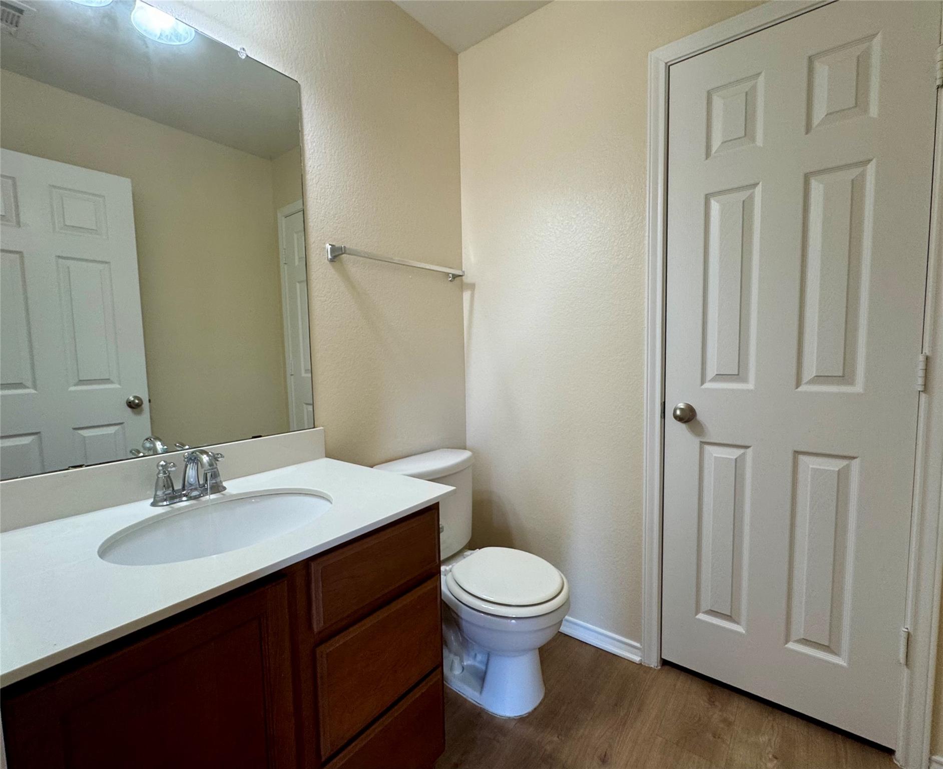 291 Gina Dr, Kyle, TX 78640