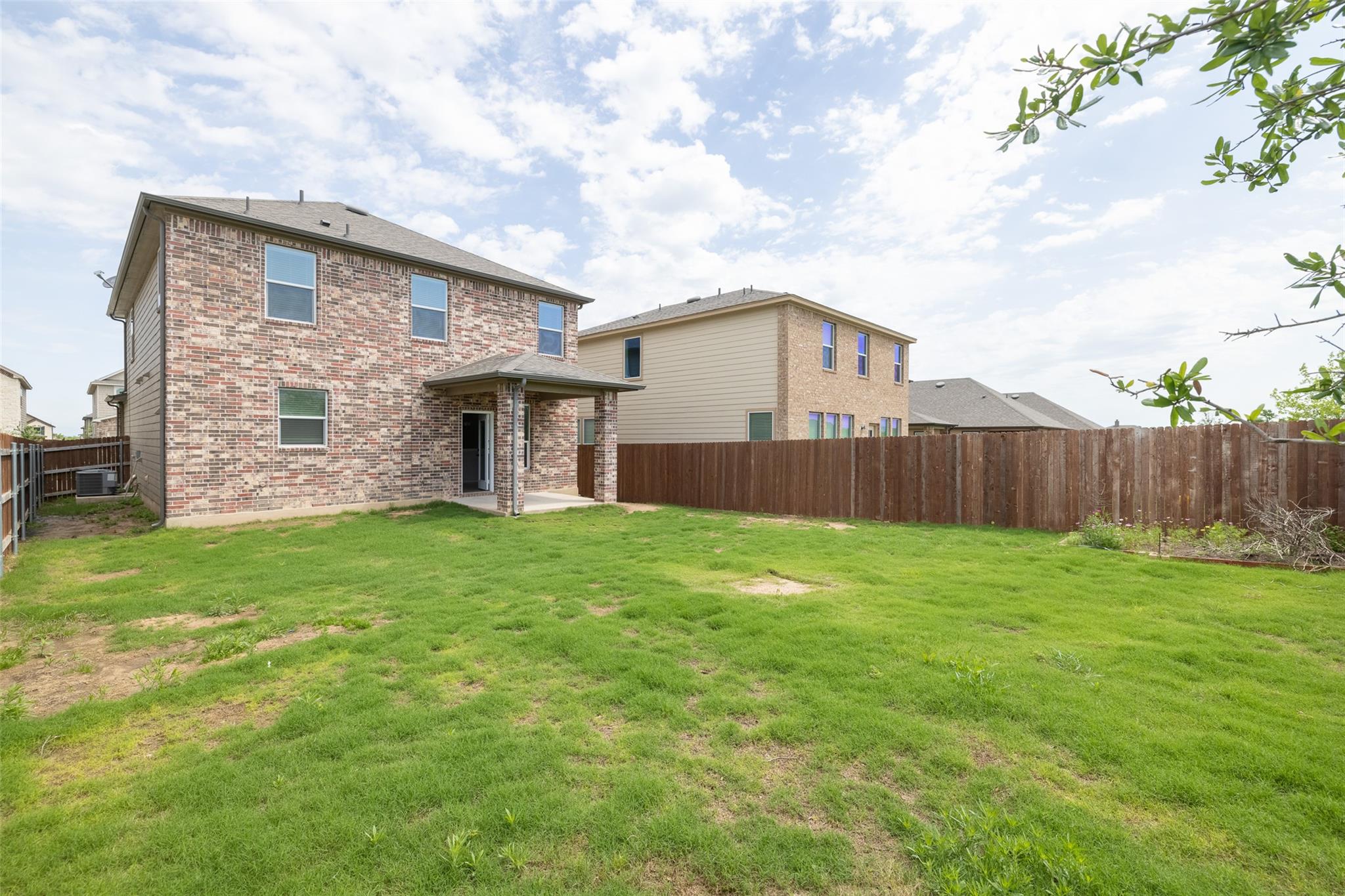 317 Tordesillas Dr, Georgetown, TX 78626