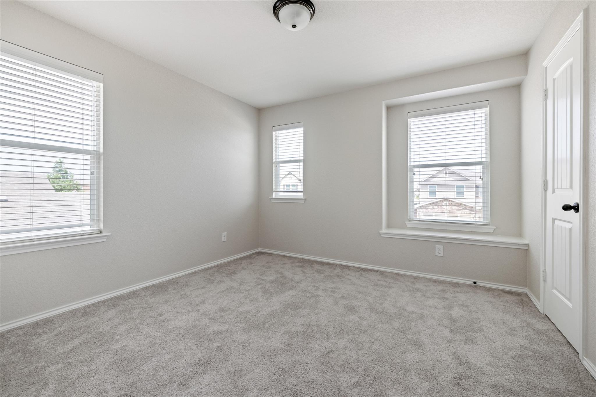 317 Tordesillas Dr, Georgetown, TX 78626