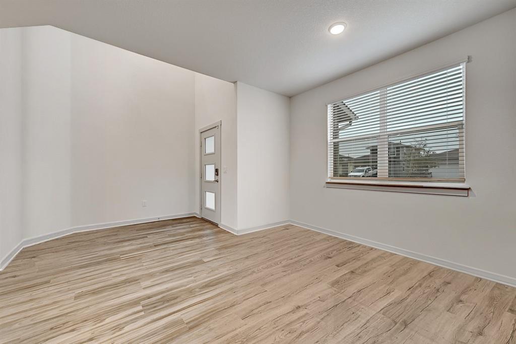 7517 Peggie Nell Dr, Austin, TX 78724