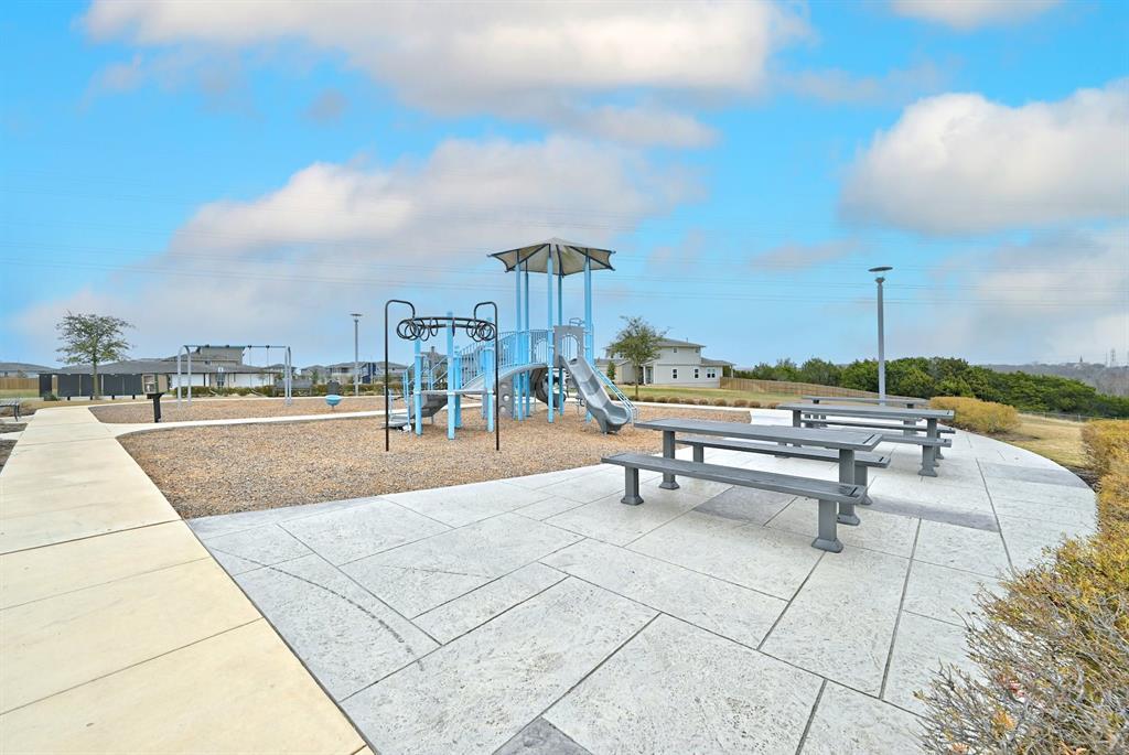 7517 Peggie Nell Dr, Austin, TX 78724