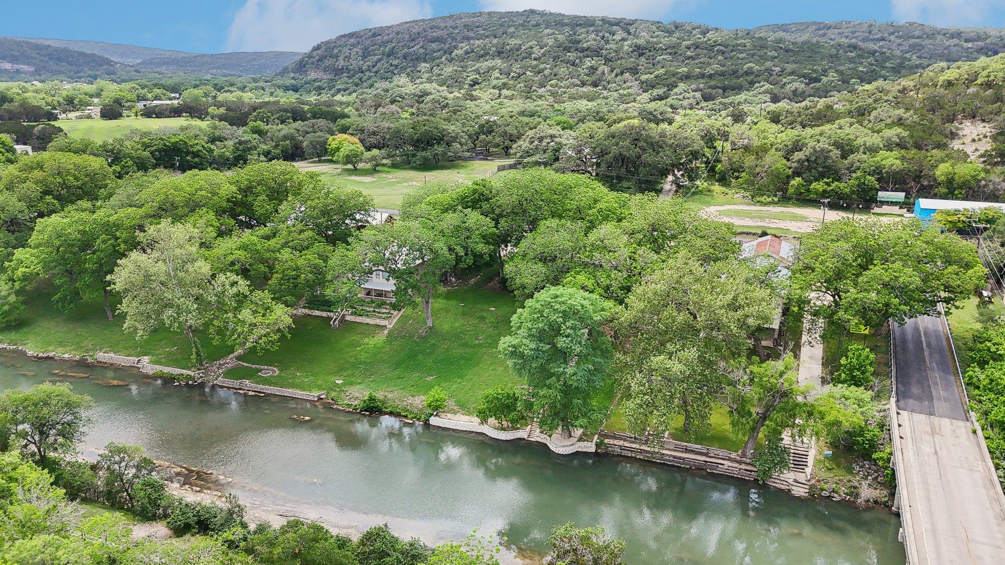 1890 Ponderosa Dr, New Braunfels, TX 78132