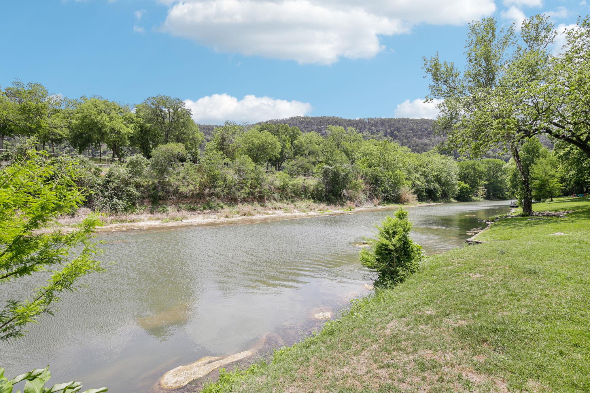 1890 Ponderosa Dr, New Braunfels, TX 78132