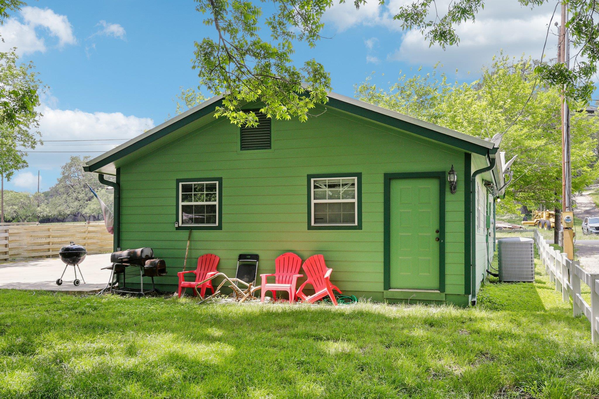 1890 Ponderosa Dr, New Braunfels, TX 78132