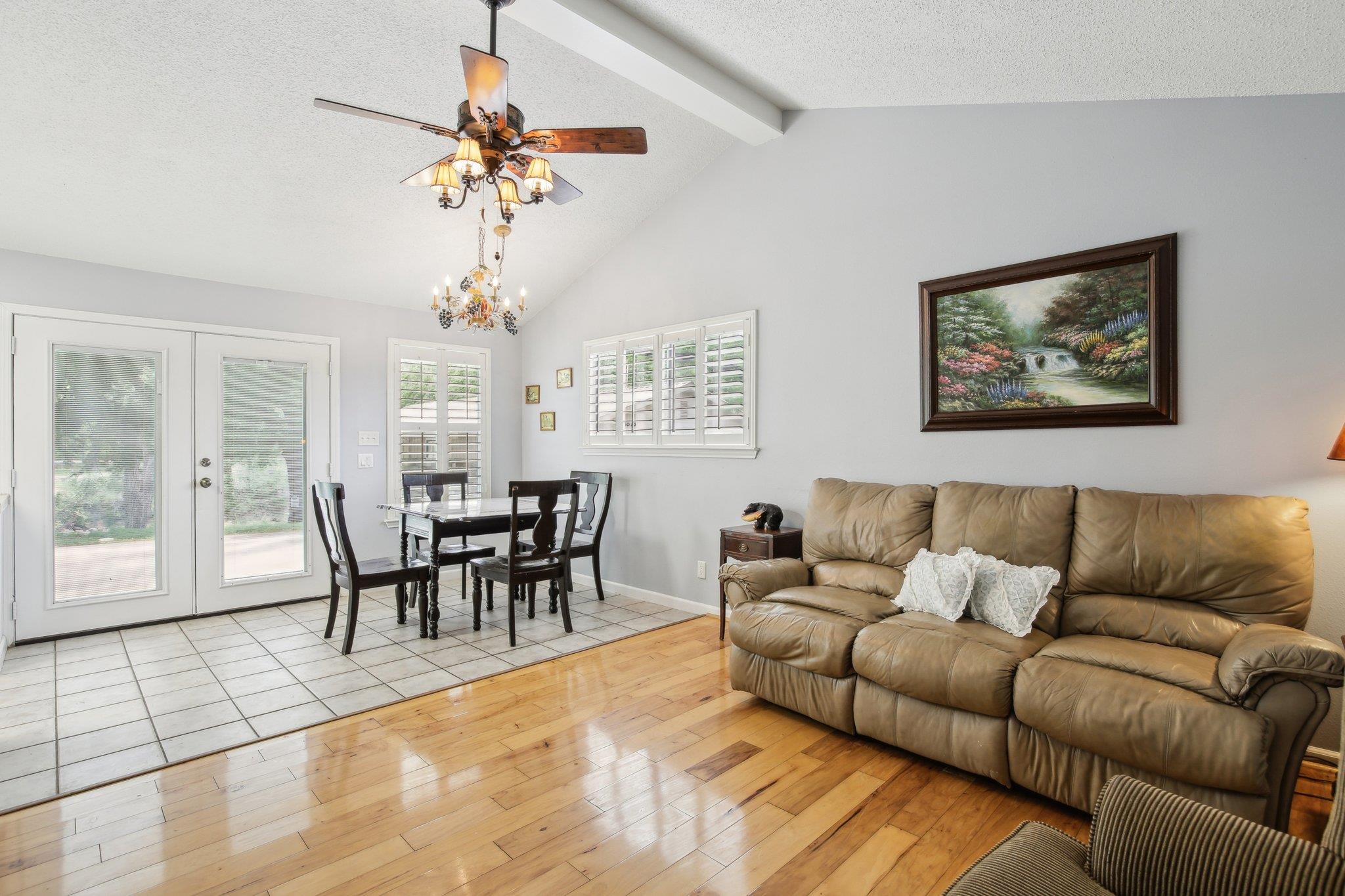 1890 Ponderosa Dr, New Braunfels, TX 78132