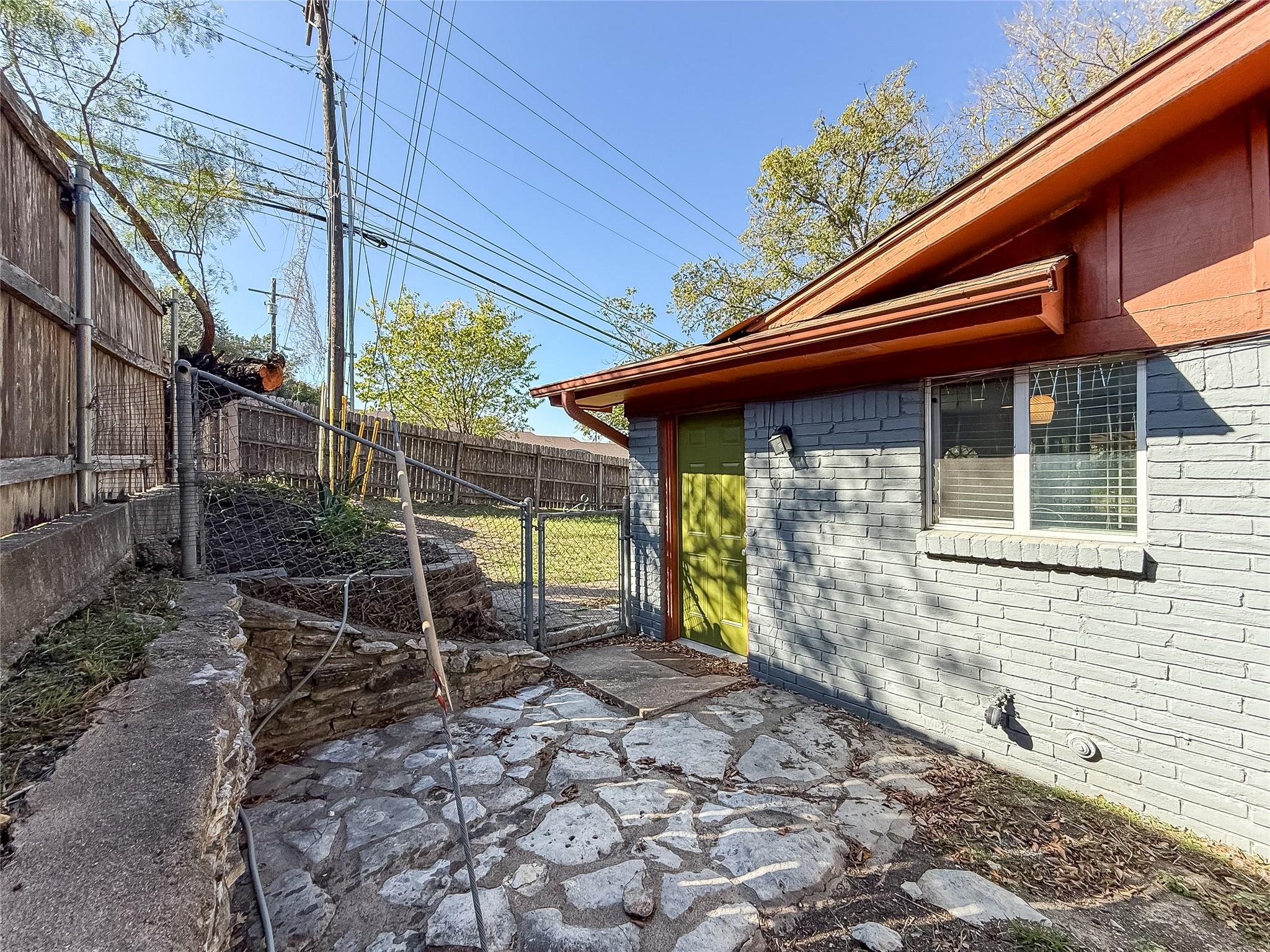 2309 Alta Vista Ave # B, Austin, TX 78704