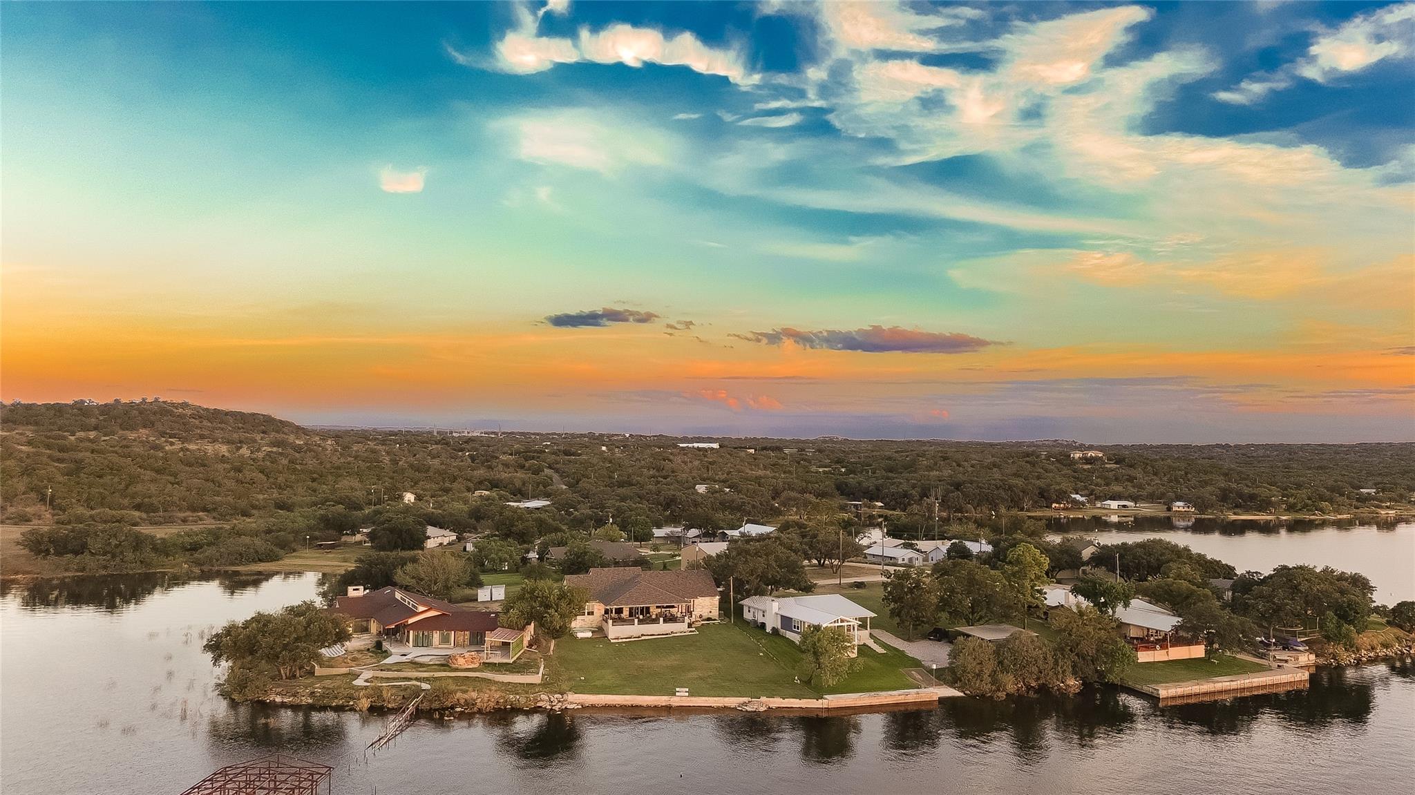 207 Emeralds Dr, Burnet, TX 78611