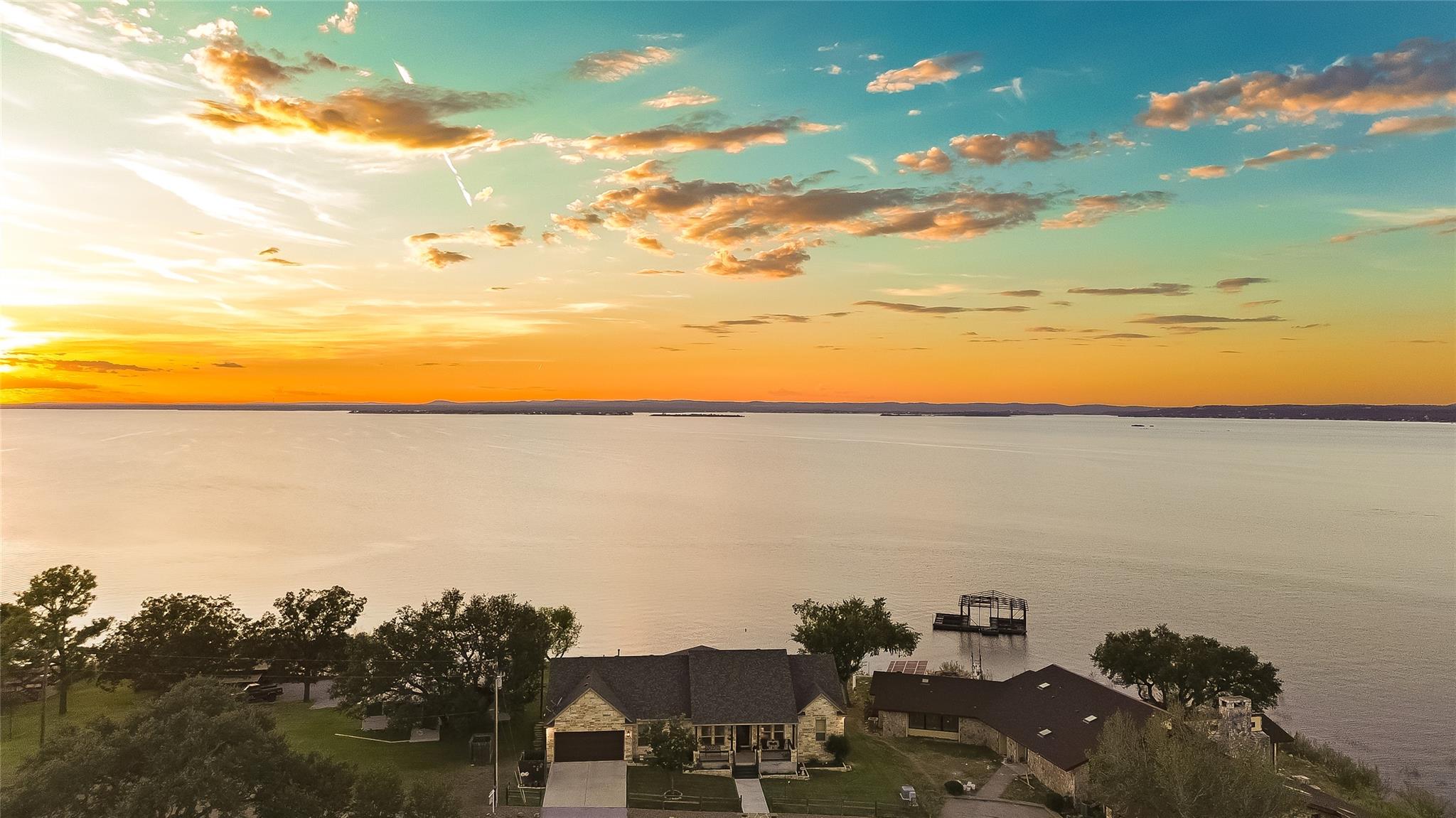 207 Emeralds Dr, Burnet, TX 78611