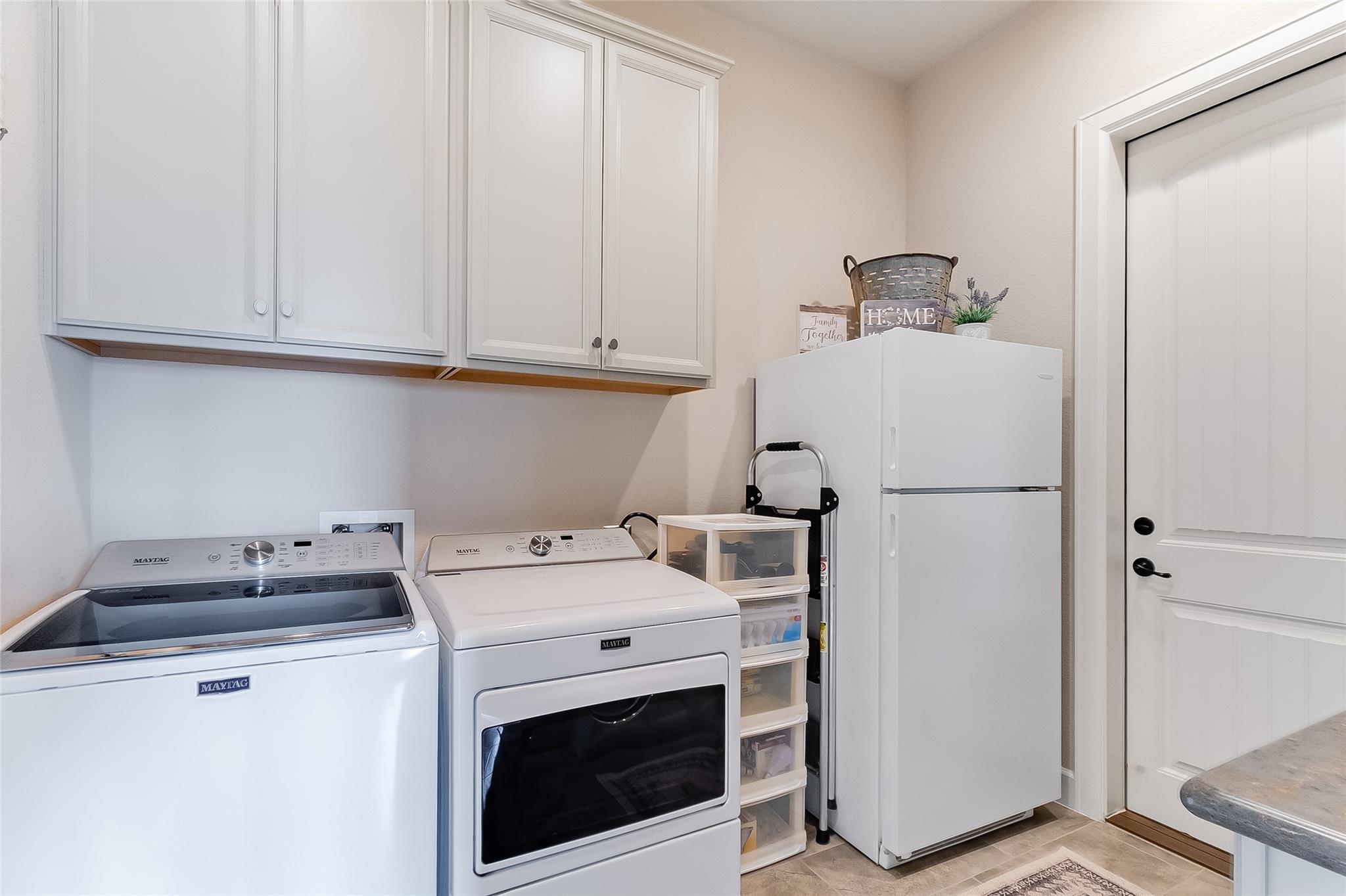 207 Emeralds Dr, Burnet, TX 78611