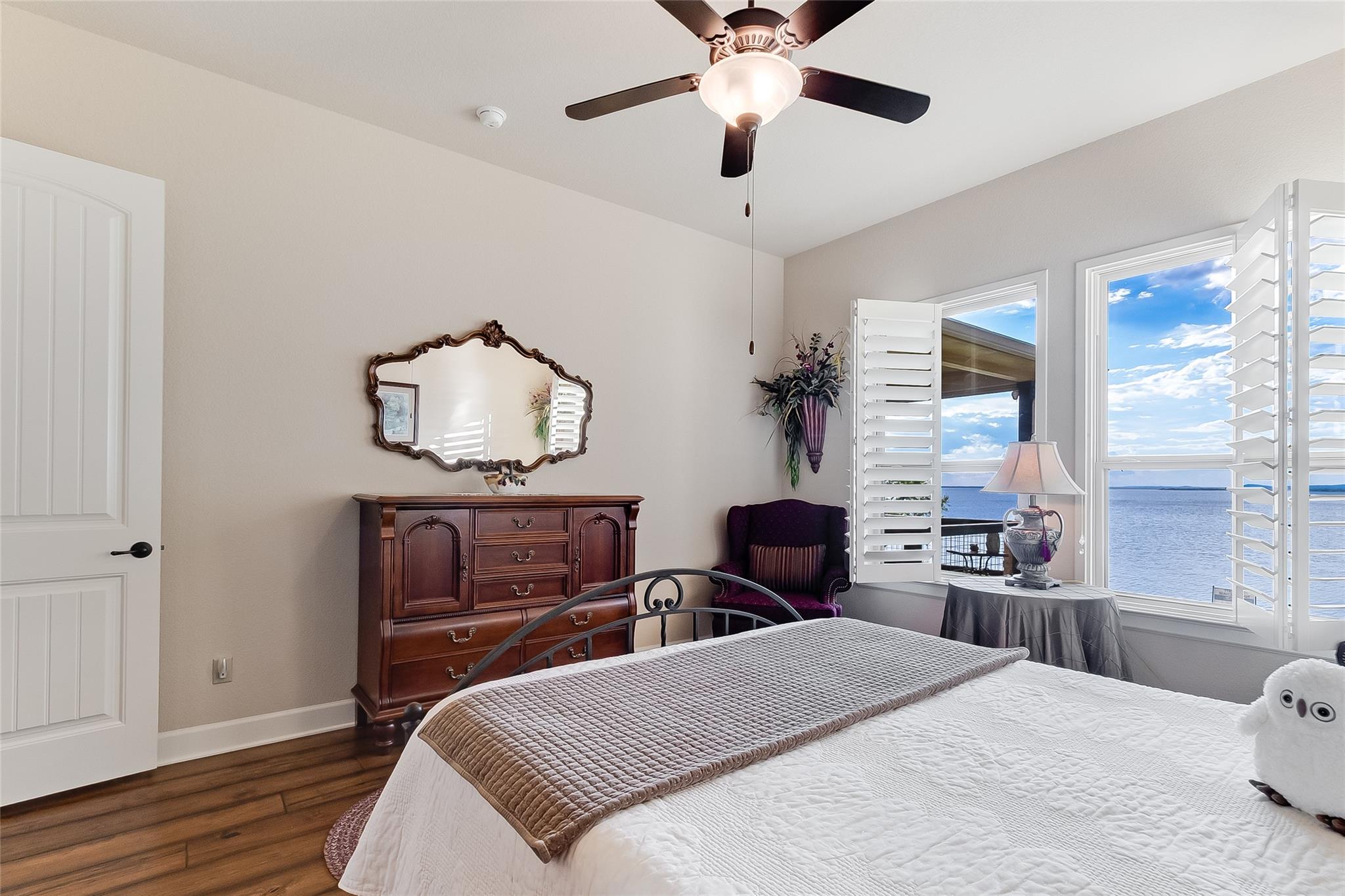 207 Emeralds Dr, Burnet, TX 78611