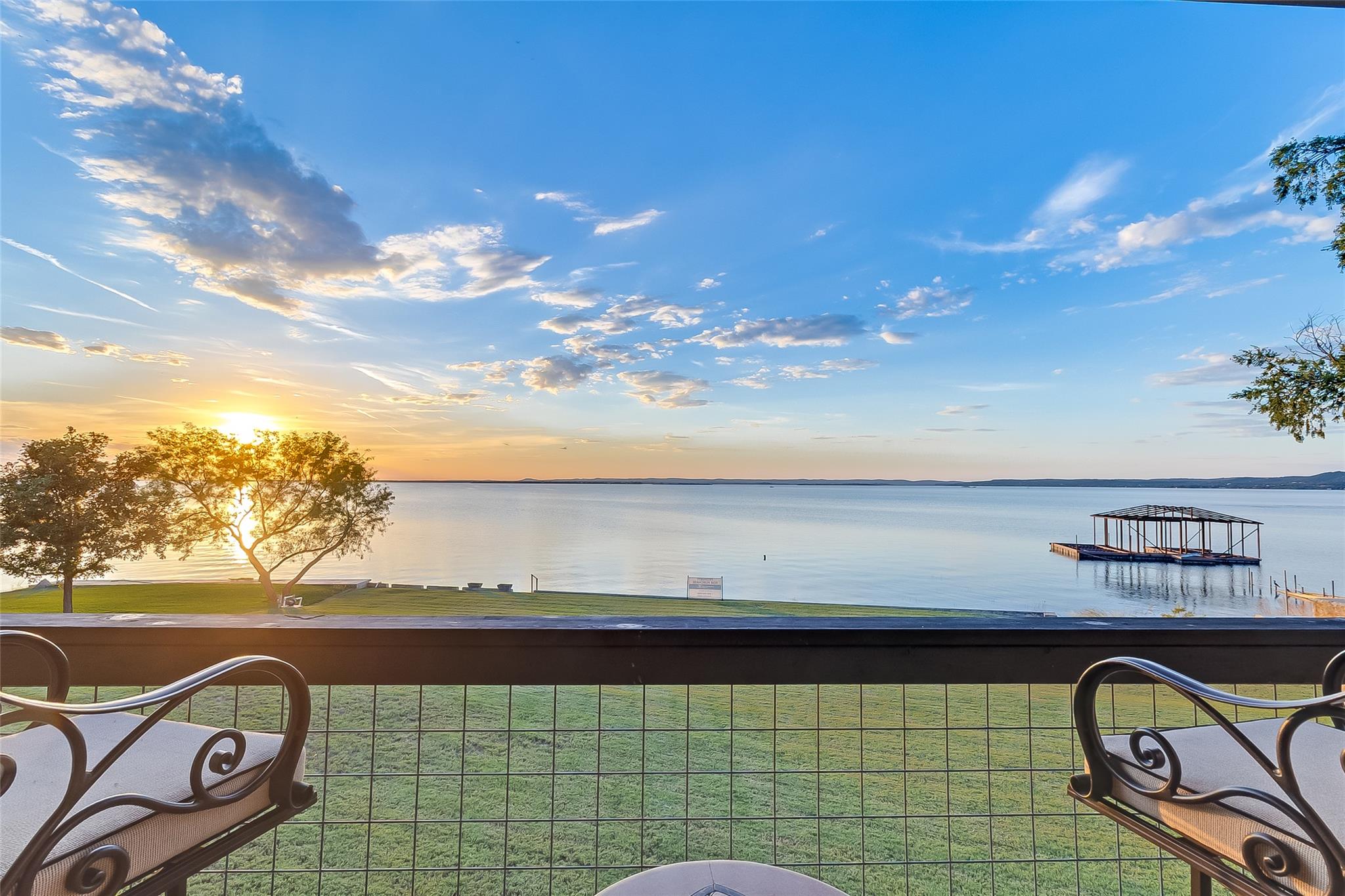 207 Emeralds Dr, Burnet, TX 78611