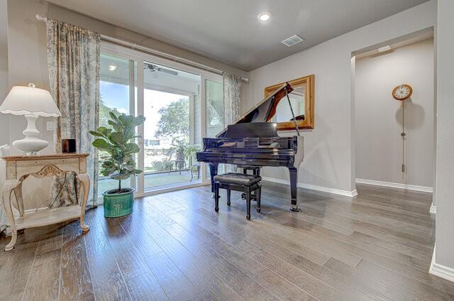 108 Charming Redbud Ln, San Marcos, TX 78666