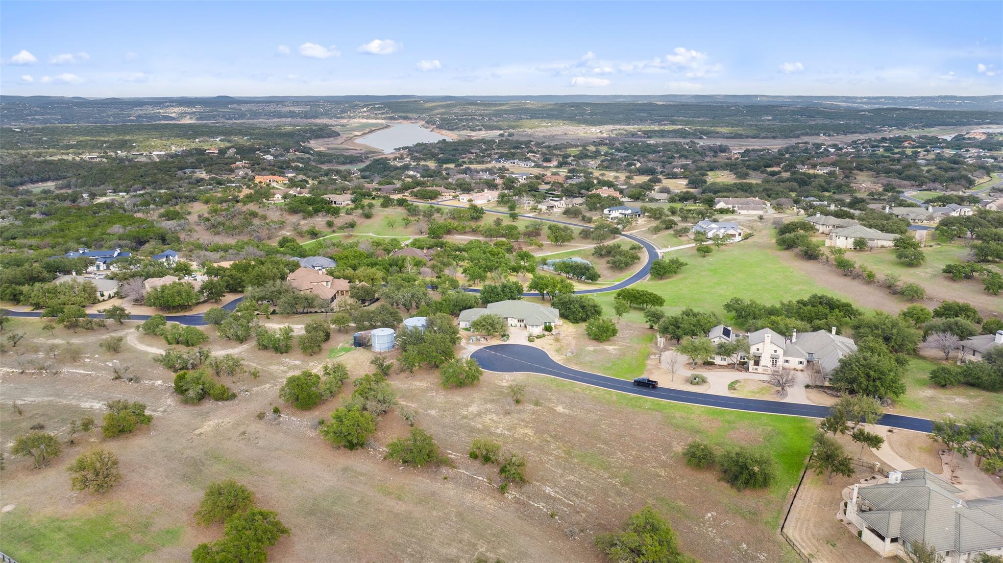 106 Quail Pt, Spicewood, TX 78669