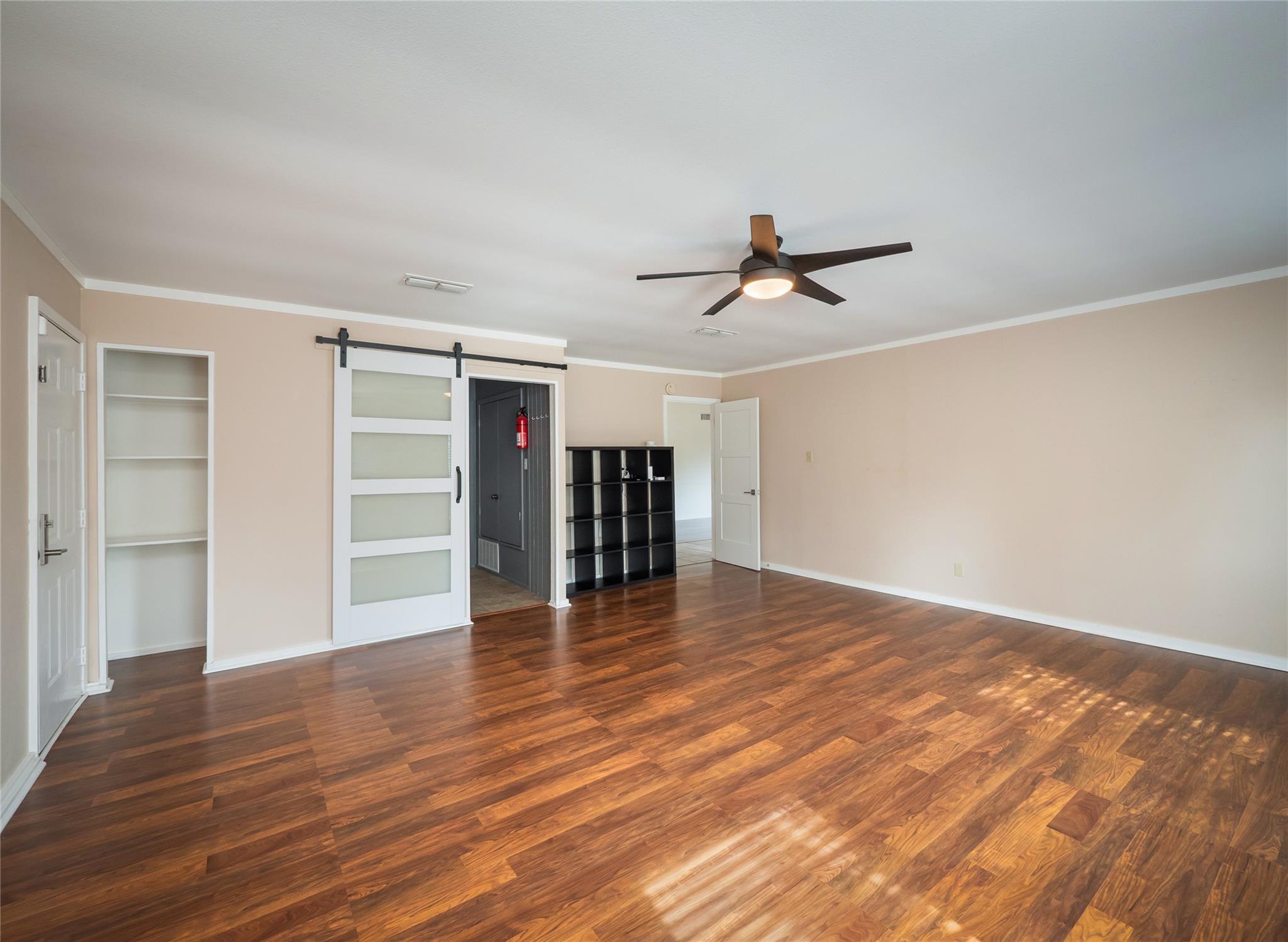 8204 Seminary Ridge Dr, Austin, TX 78745